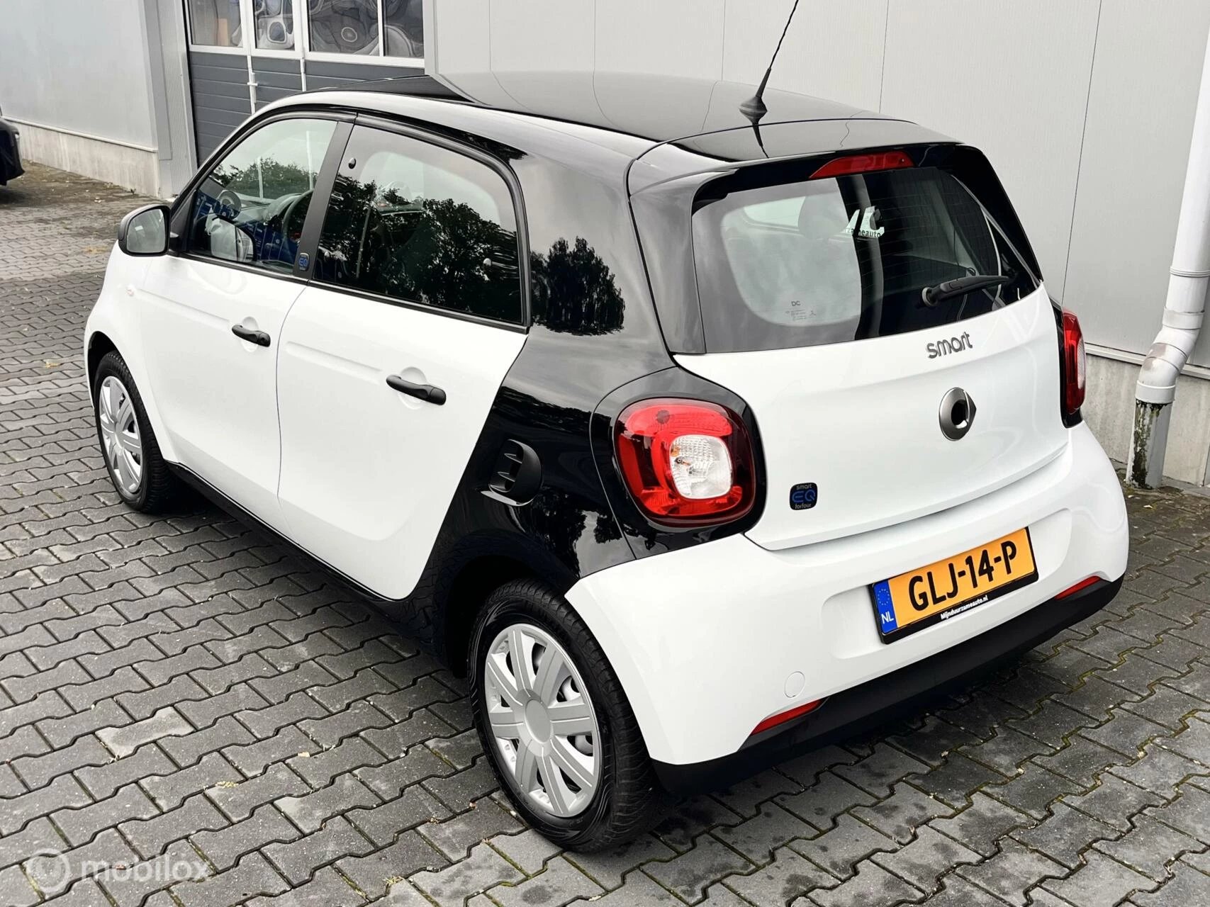 Hoofdafbeelding Smart Forfour