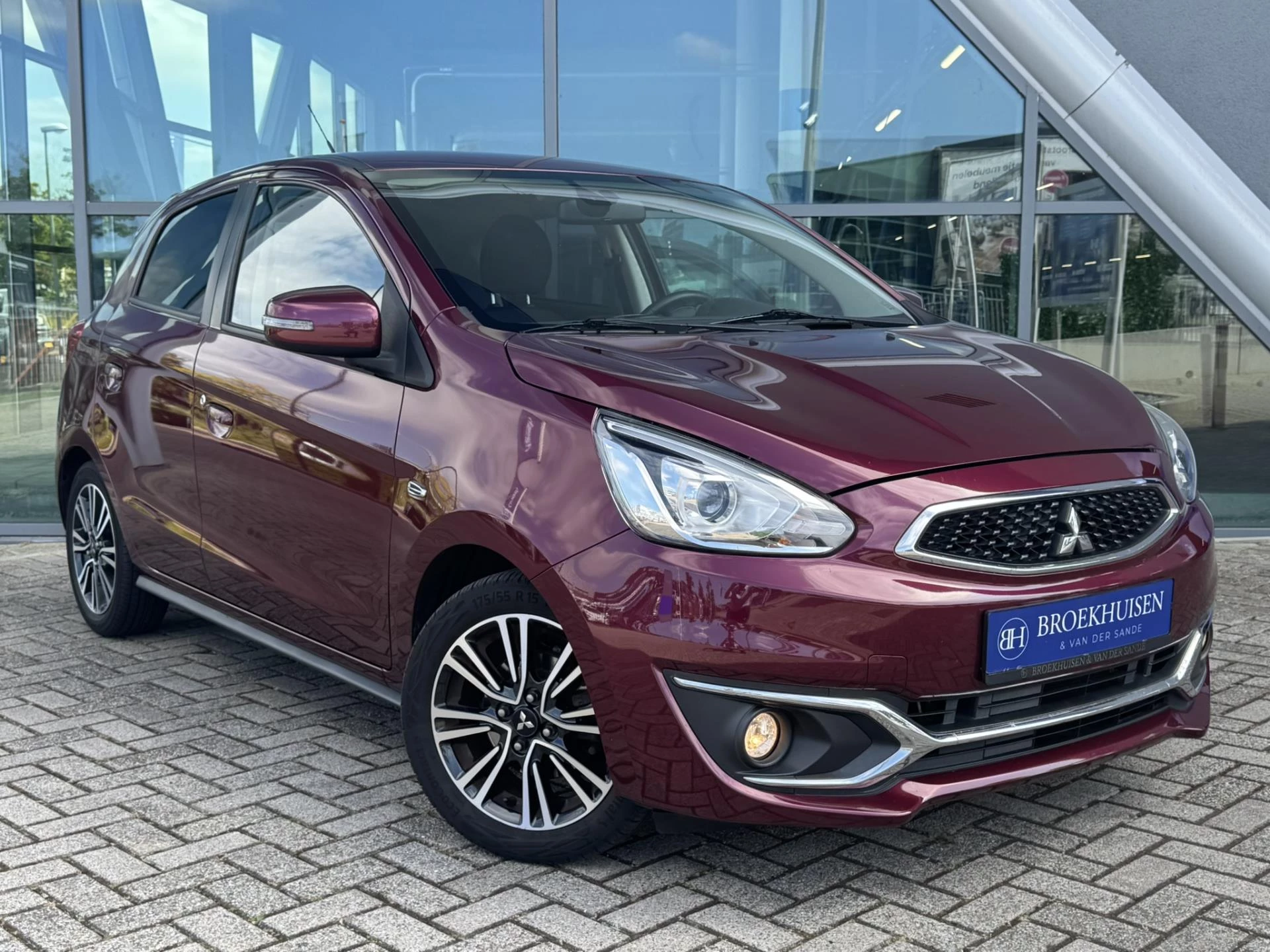 Hoofdafbeelding Mitsubishi Space Star