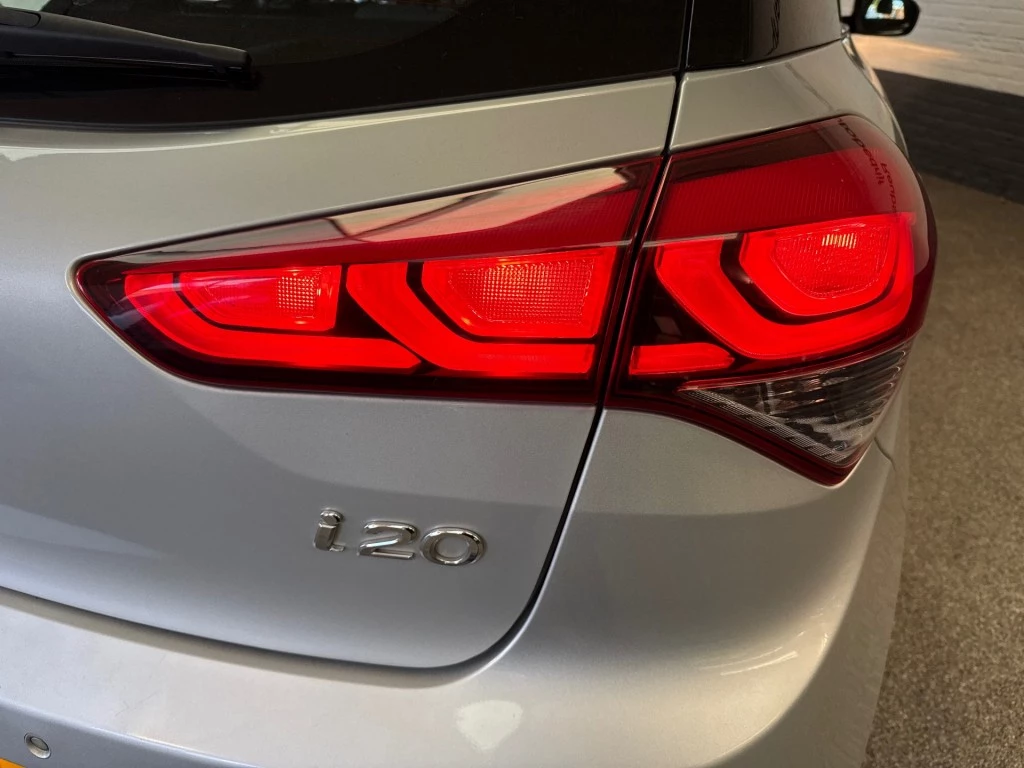 Hoofdafbeelding Hyundai i20