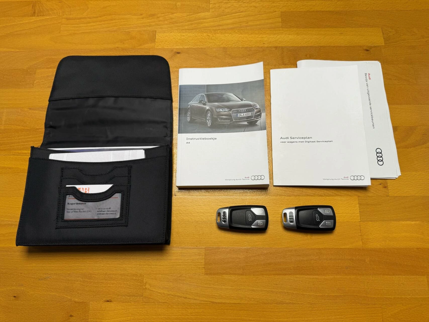 Hoofdafbeelding Audi A4
