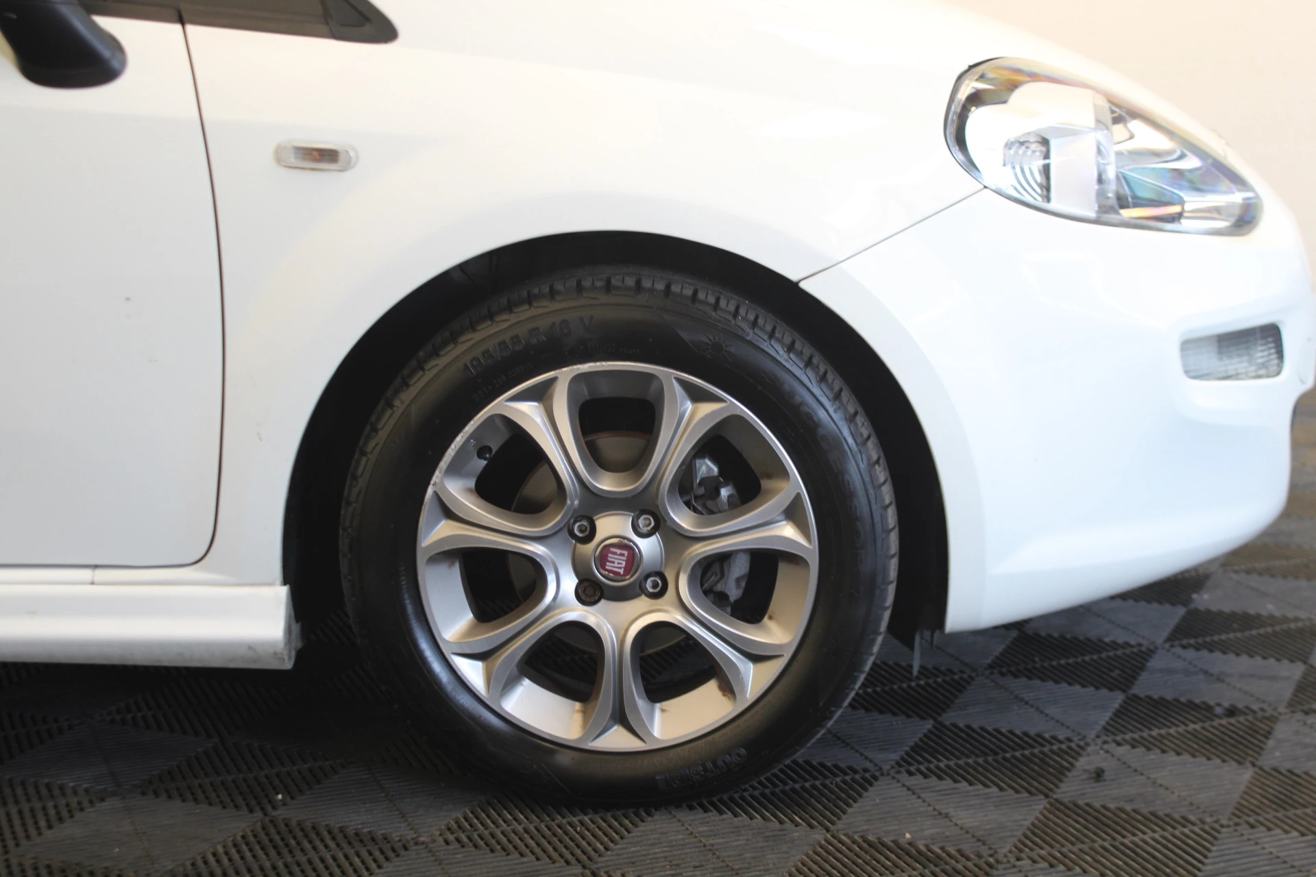 Hoofdafbeelding Fiat Punto