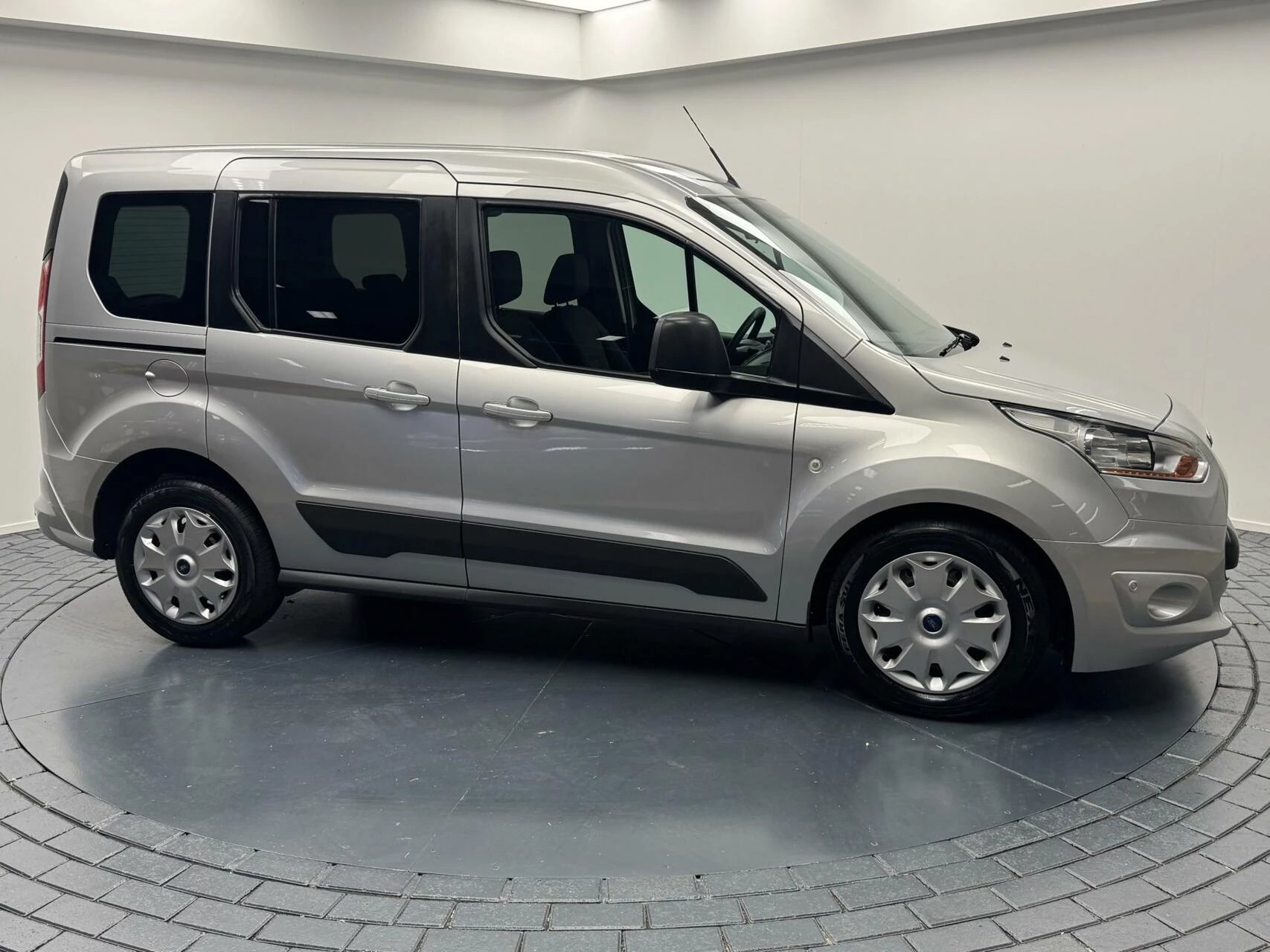 Hoofdafbeelding Ford Tourneo