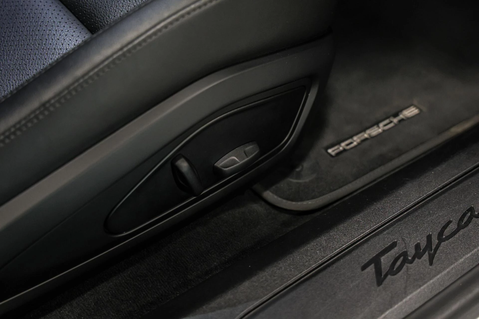 Hoofdafbeelding Porsche Taycan