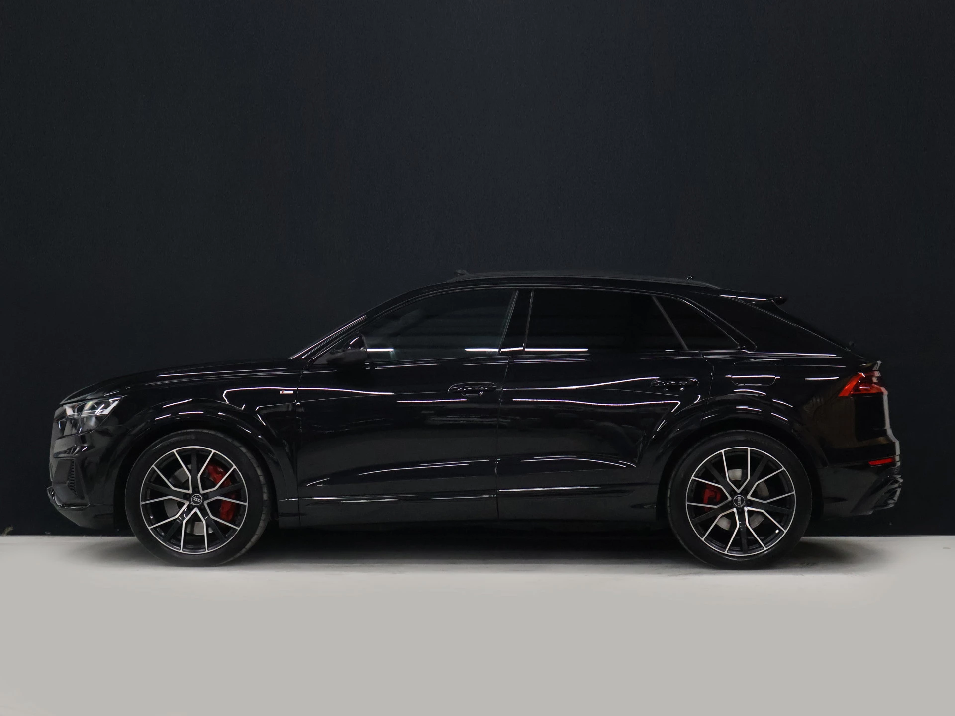 Hoofdafbeelding Audi Q8