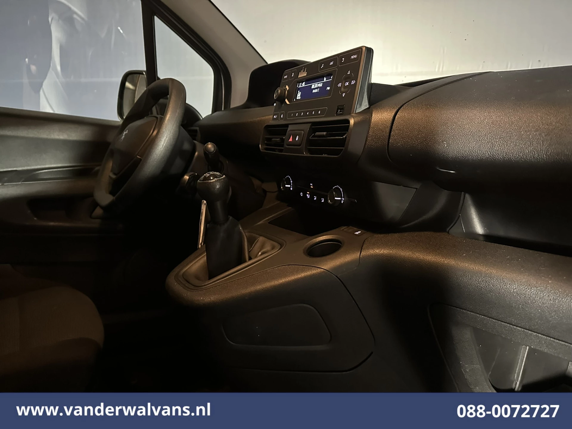 Hoofdafbeelding Peugeot Partner