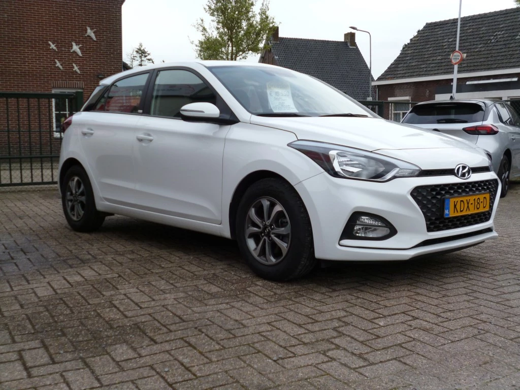Hoofdafbeelding Hyundai i20