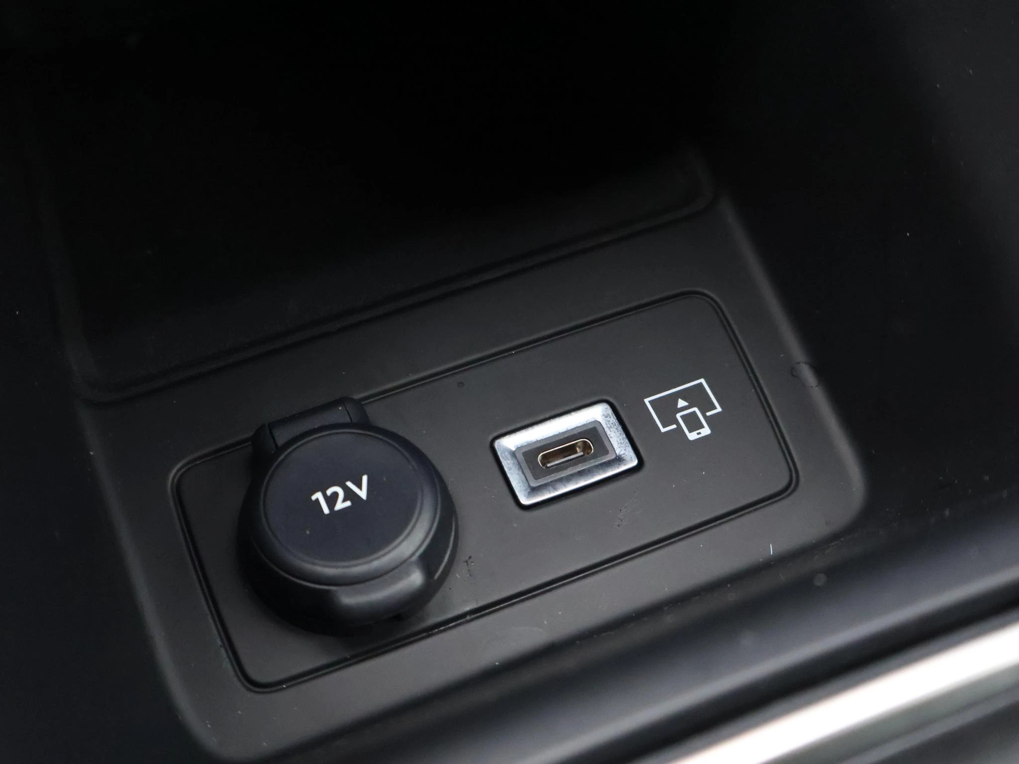 Hoofdafbeelding Peugeot e-308