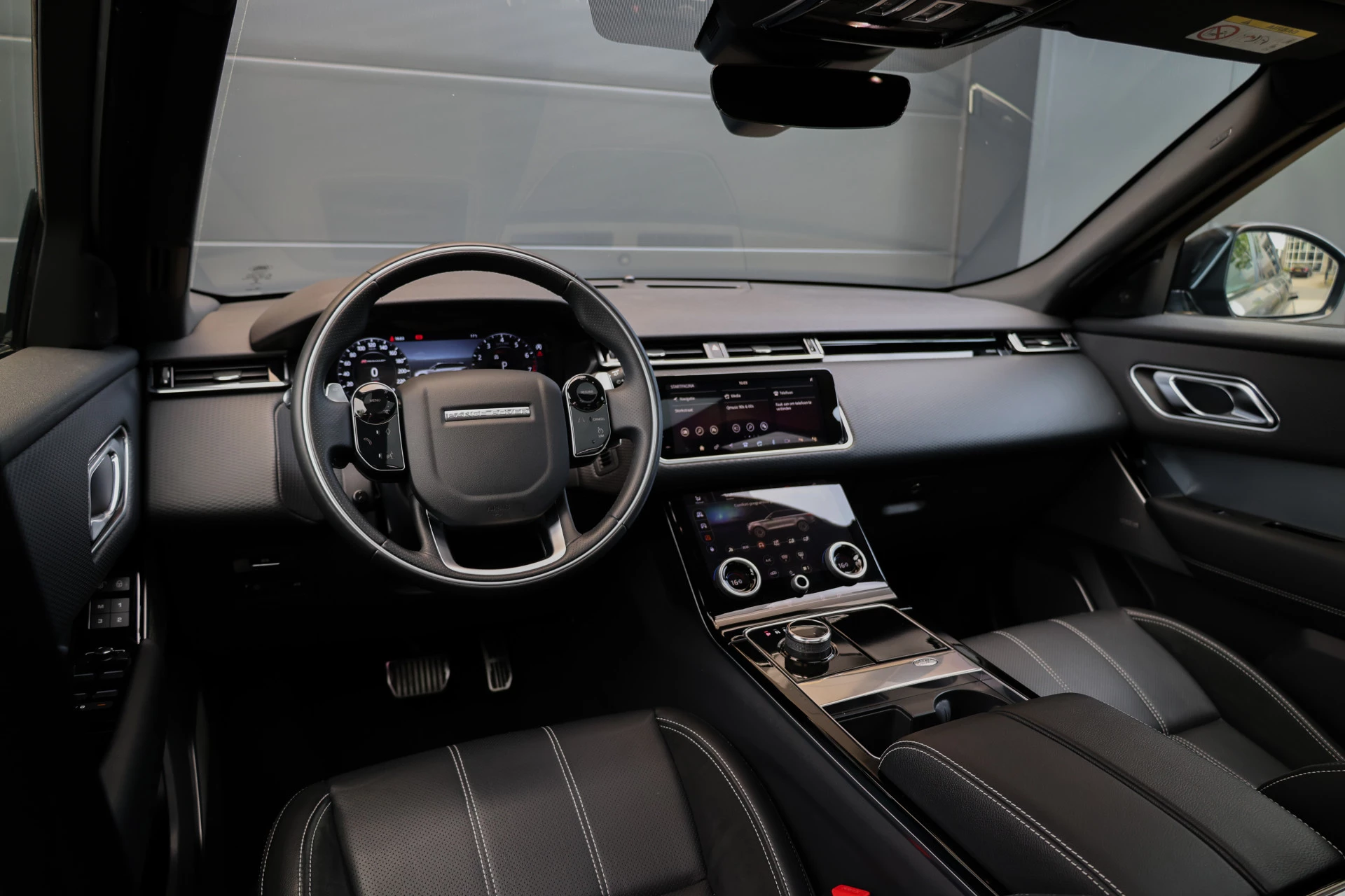 Hoofdafbeelding Land Rover Range Rover Velar