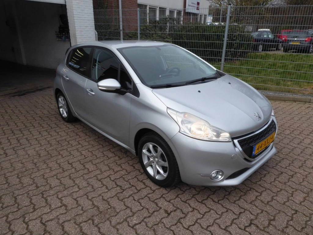 Hoofdafbeelding Peugeot 208