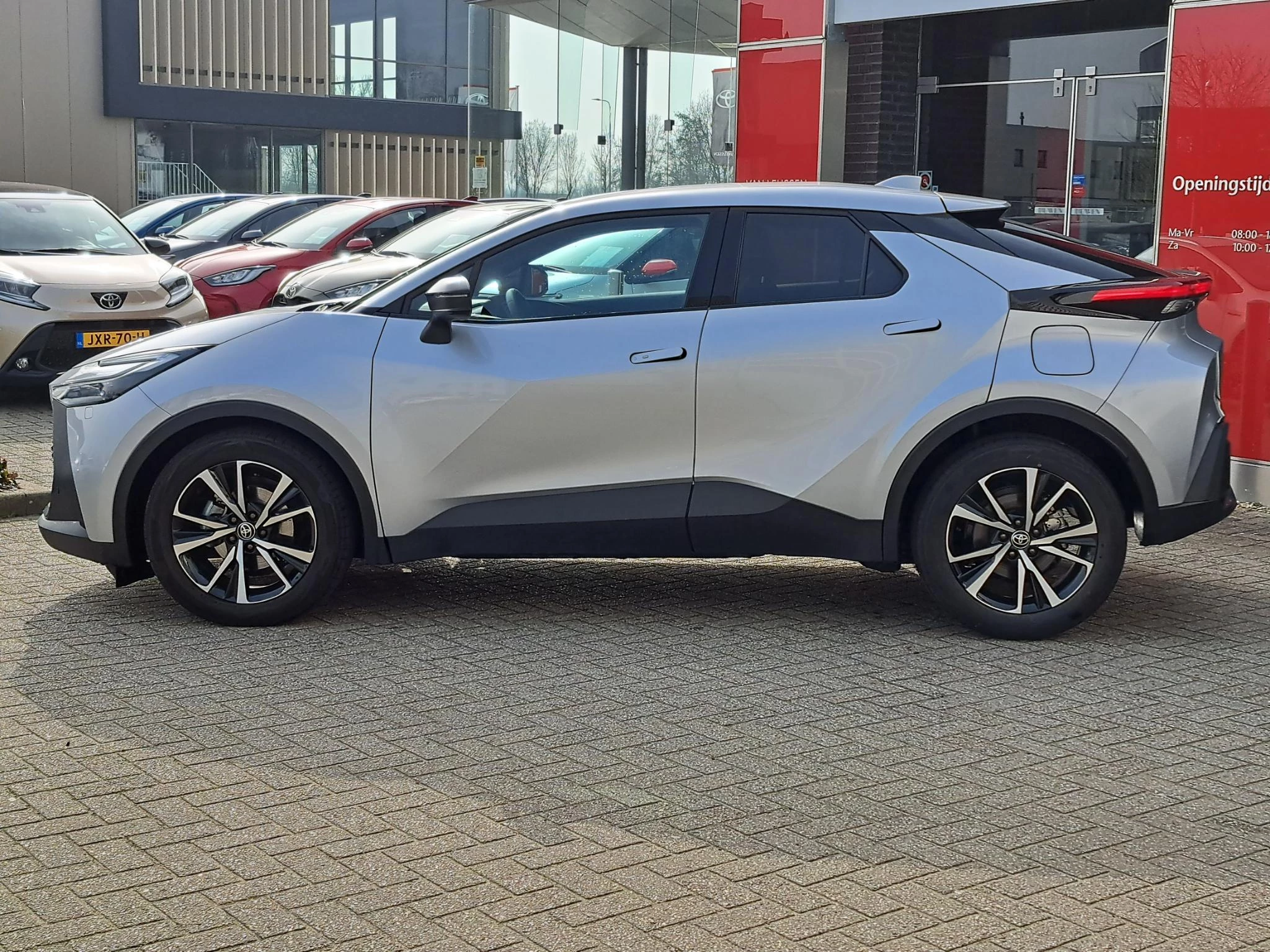 Hoofdafbeelding Toyota C-HR