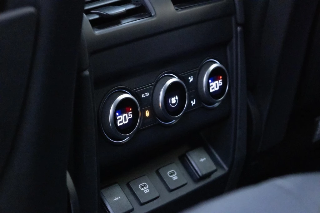 Hoofdafbeelding Land Rover Defender