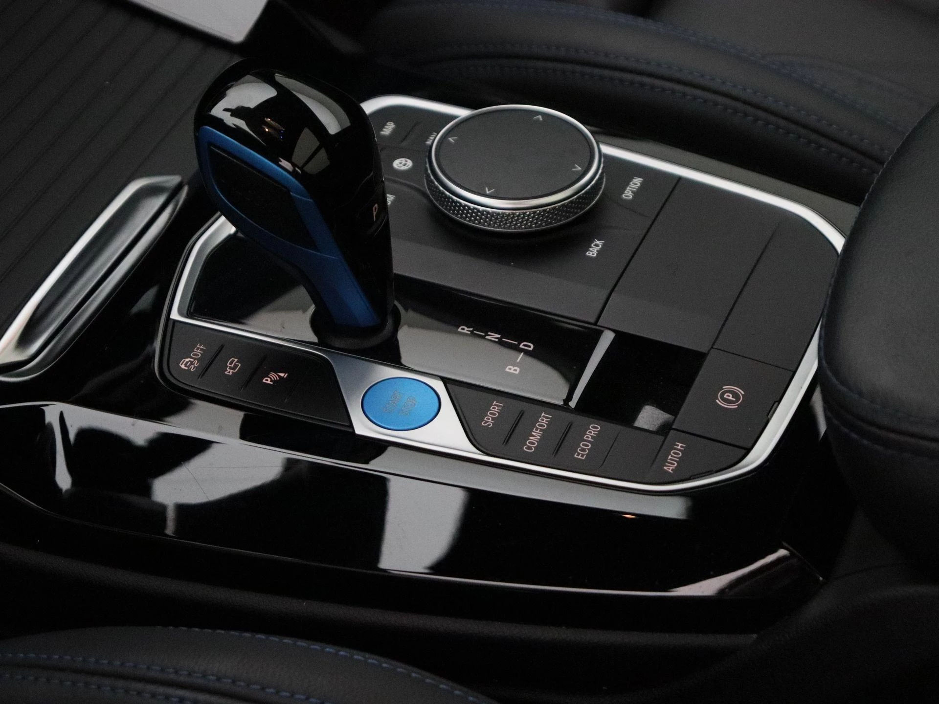 Hoofdafbeelding BMW iX3