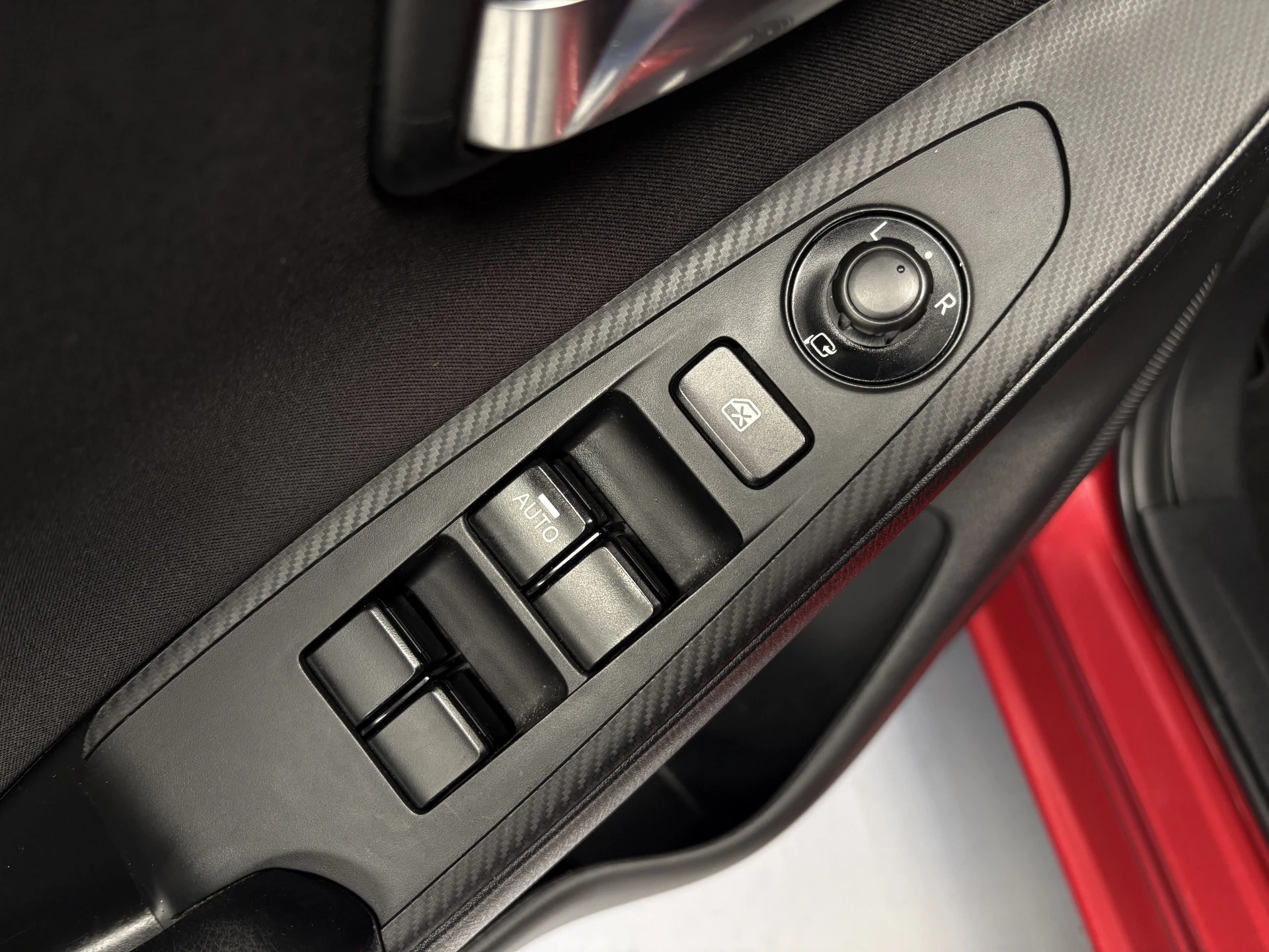 Hoofdafbeelding Mazda 2