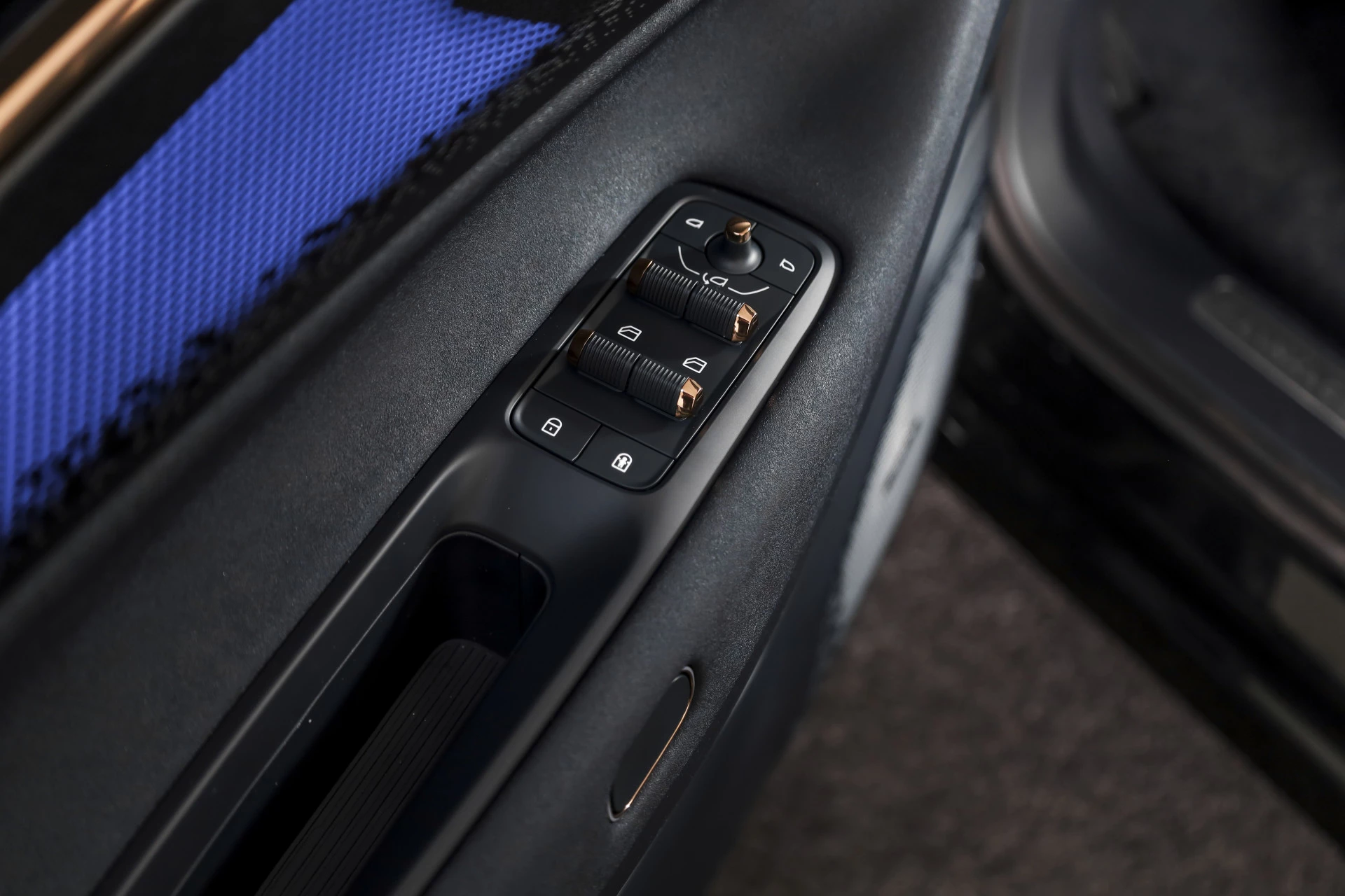 Hoofdafbeelding Lynk & Co 08