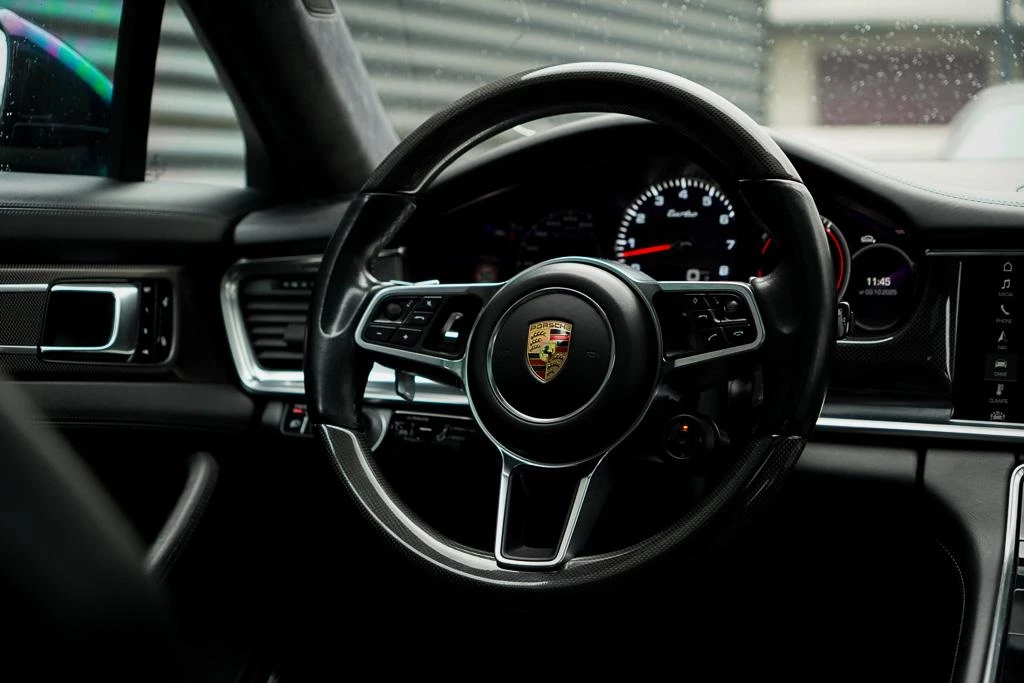Hoofdafbeelding Porsche Panamera