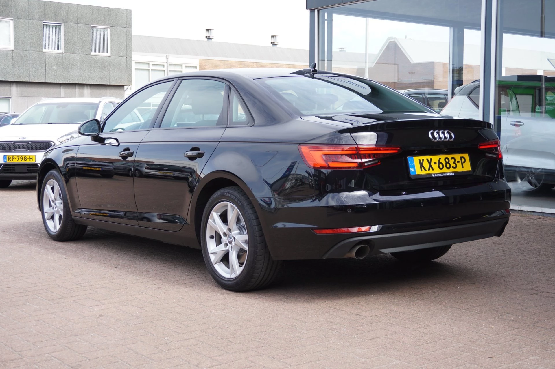 Hoofdafbeelding Audi A4