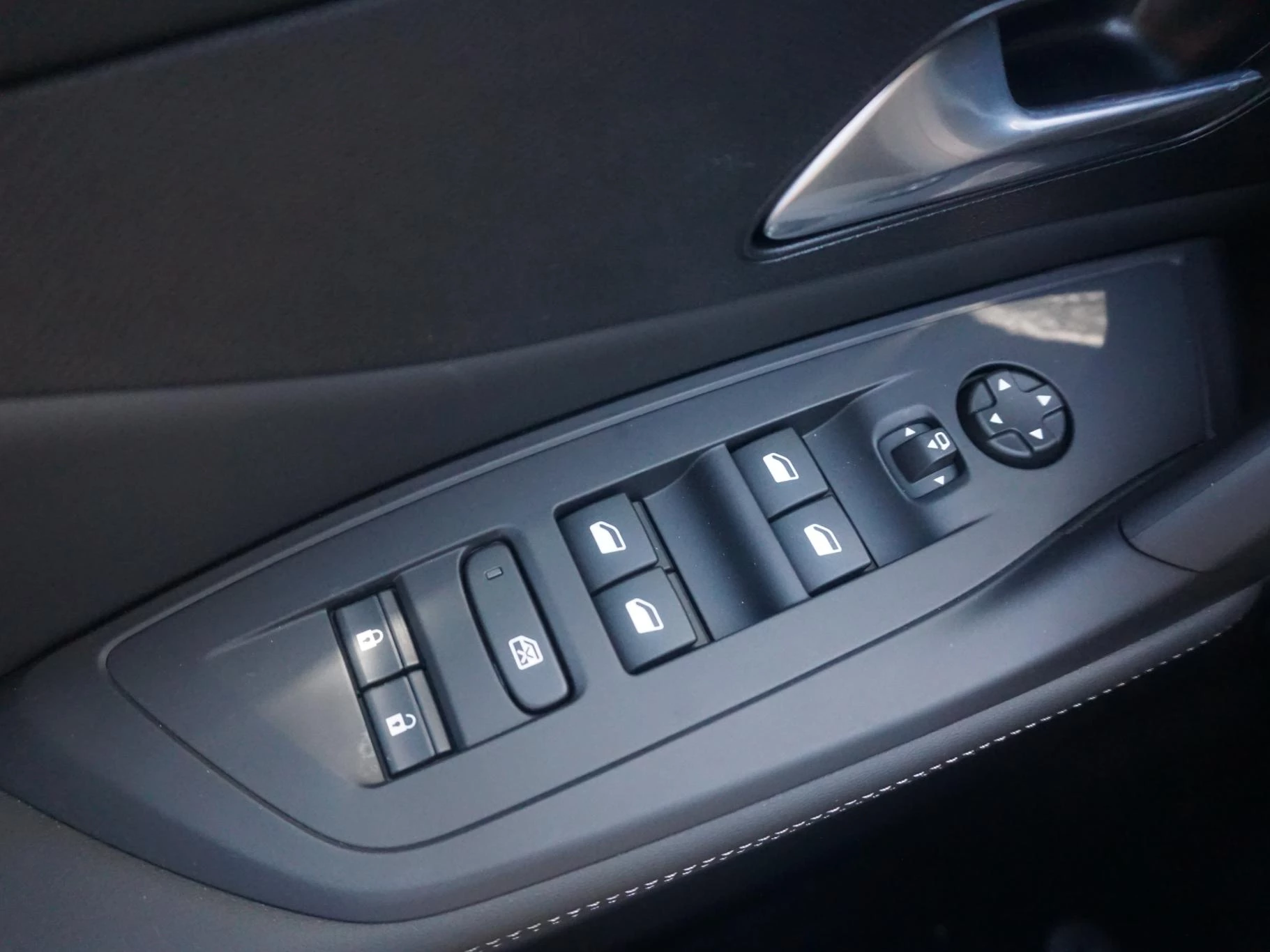 Hoofdafbeelding Peugeot 408