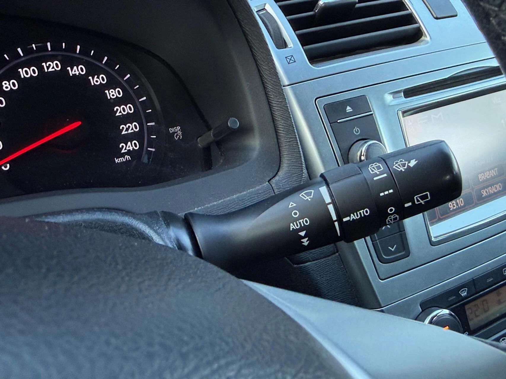 Hoofdafbeelding Toyota Avensis