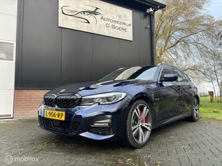 Hoofdafbeelding BMW 3 Serie BMW 3-serie Touring 330e M Sport individual, Bomvol, Pano