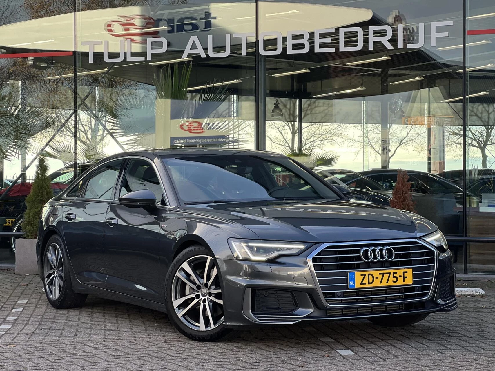 Hoofdafbeelding Audi A6