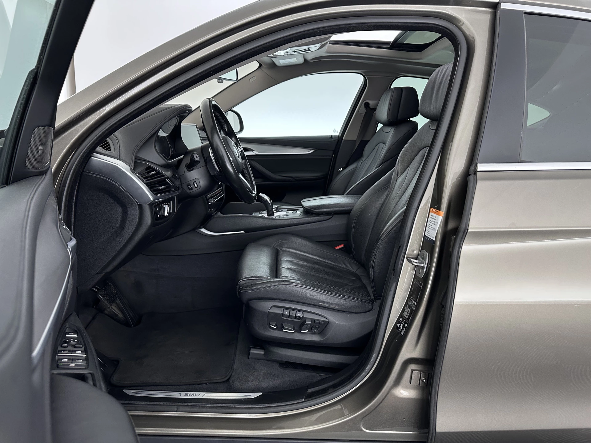 Hoofdafbeelding BMW X6