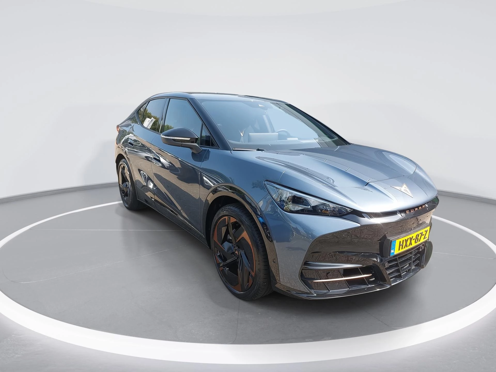 Hoofdafbeelding CUPRA Tavascan