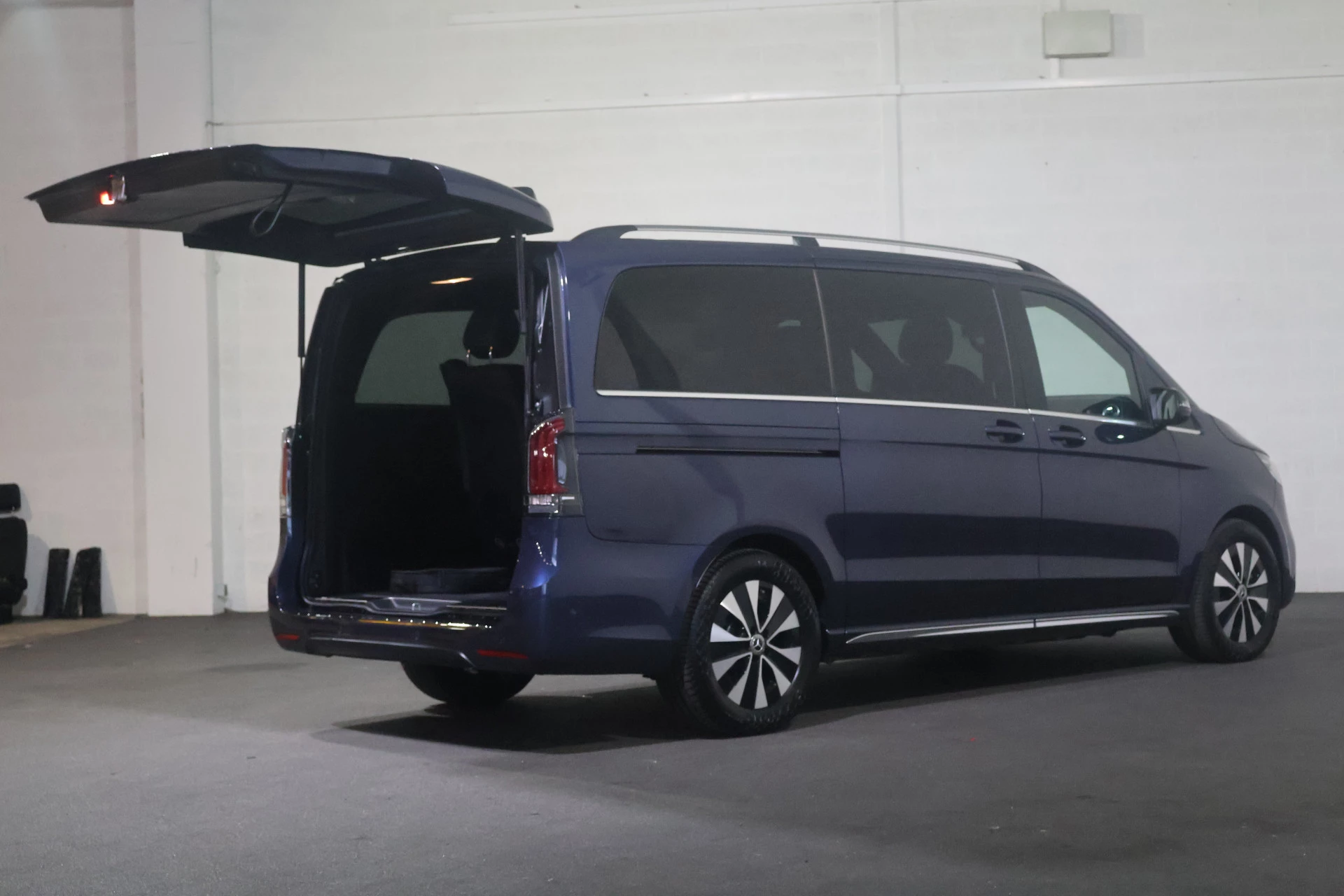 Hoofdafbeelding Mercedes-Benz EQV