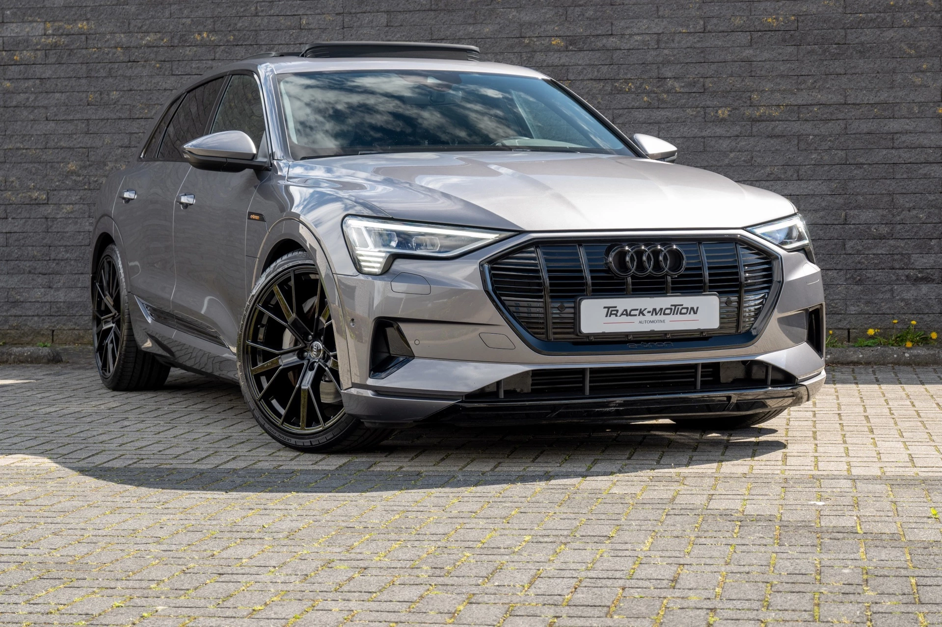 Hoofdafbeelding Audi e-tron