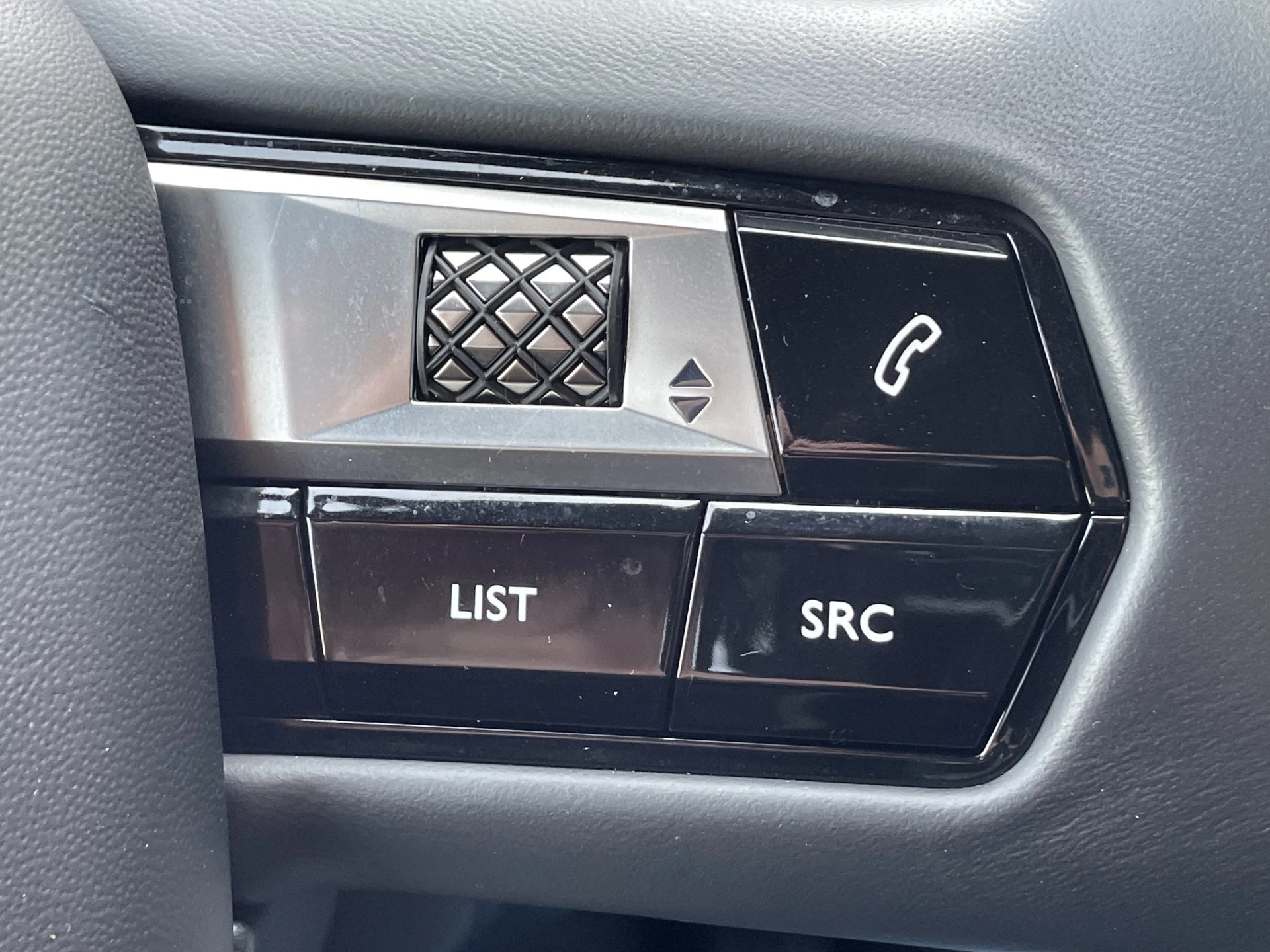 Hoofdafbeelding DS DS 7