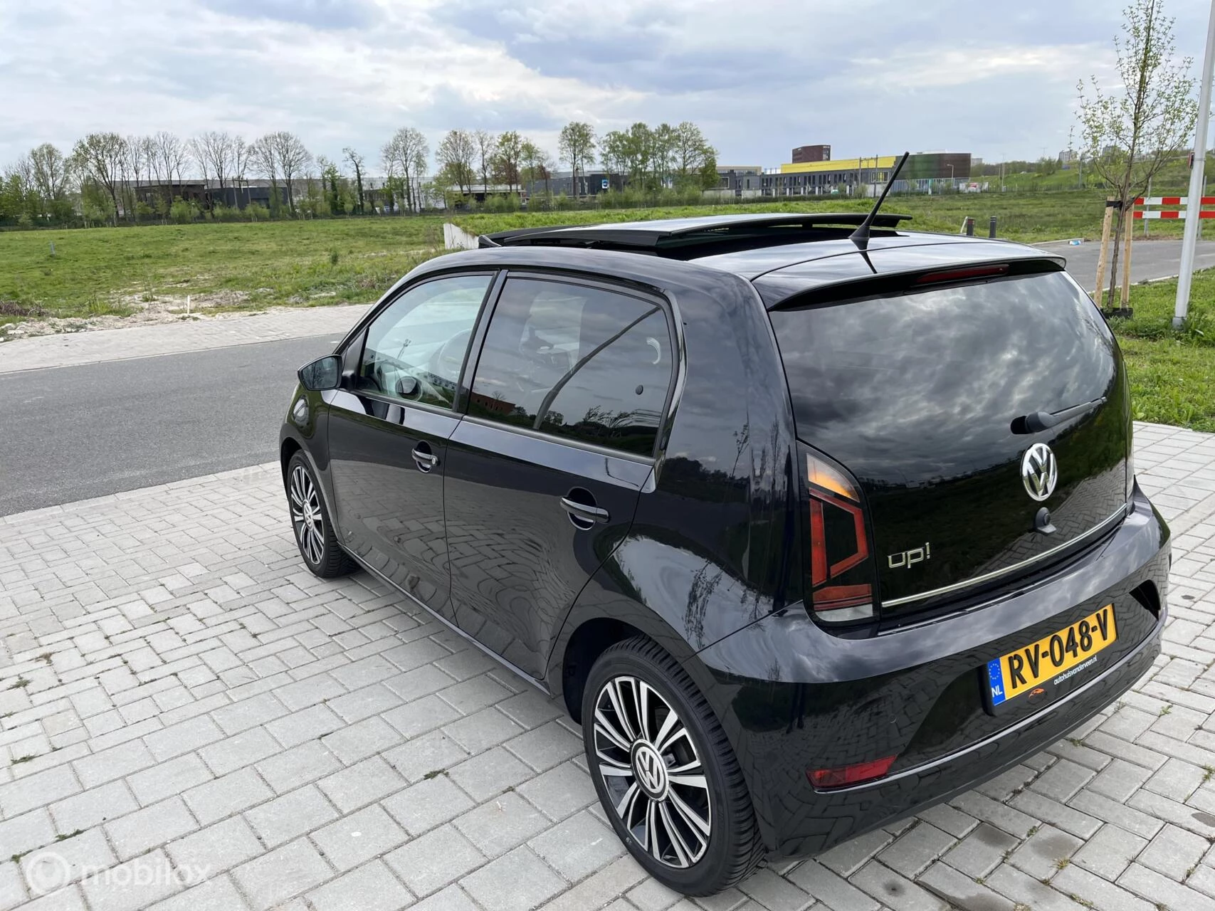Hoofdafbeelding Volkswagen up!
