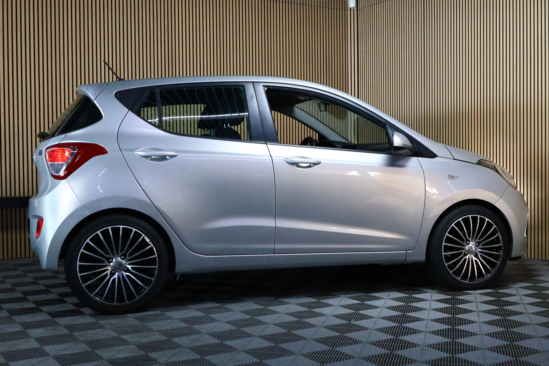 Hoofdafbeelding Hyundai i10