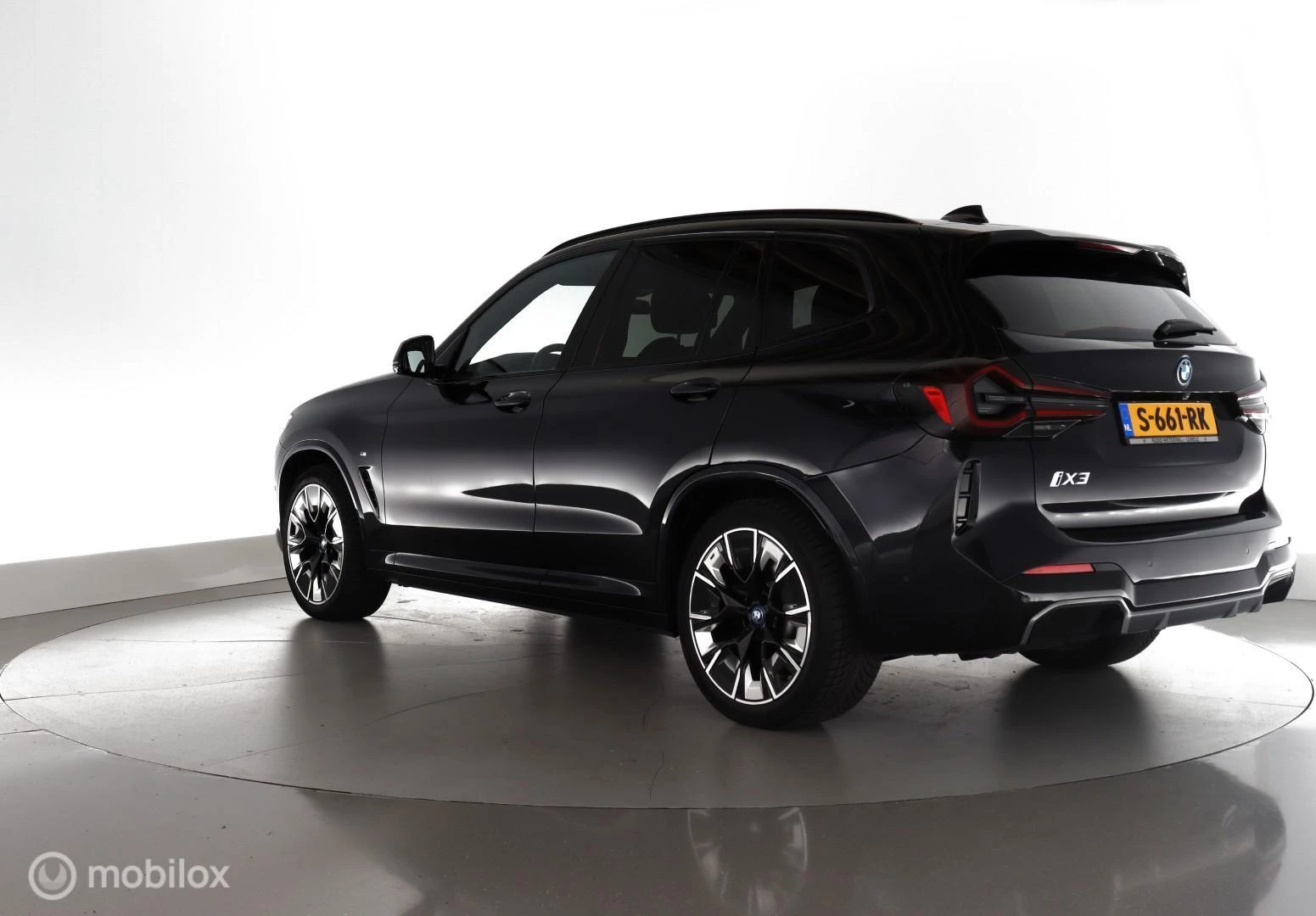 Hoofdafbeelding BMW iX3