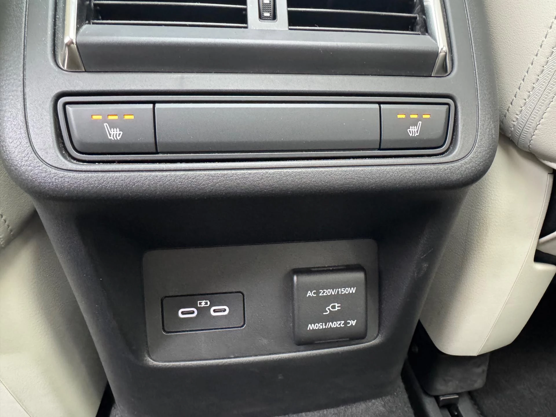 Hoofdafbeelding Mazda CX-60