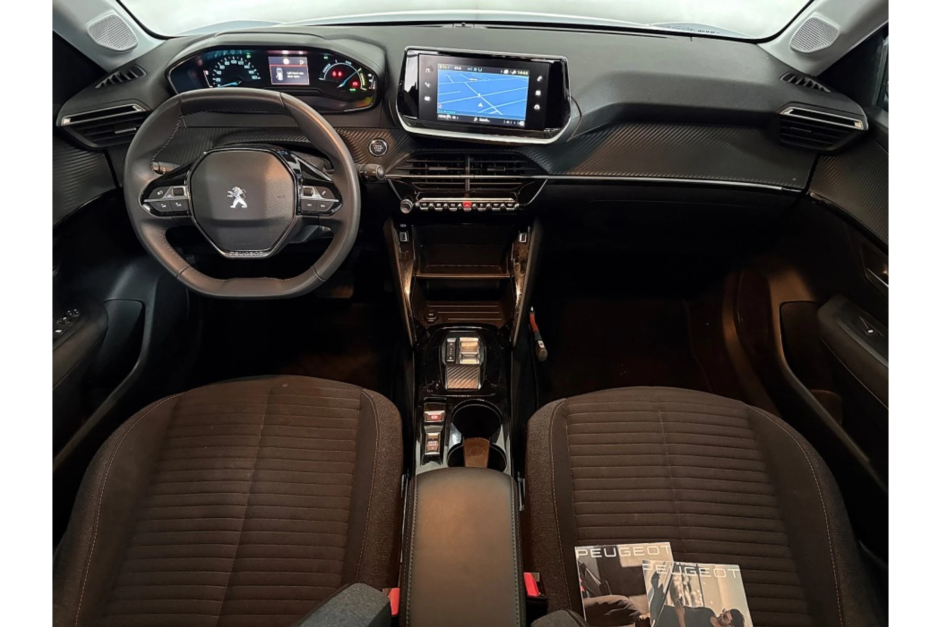 Hoofdafbeelding Peugeot e-208