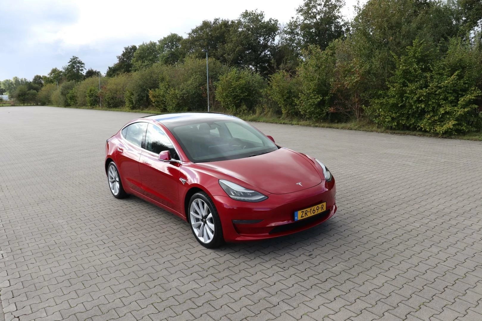 Hoofdafbeelding Tesla Model 3