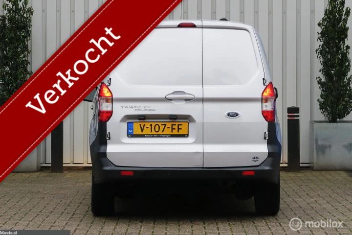 Hoofdafbeelding Ford Transit Courier