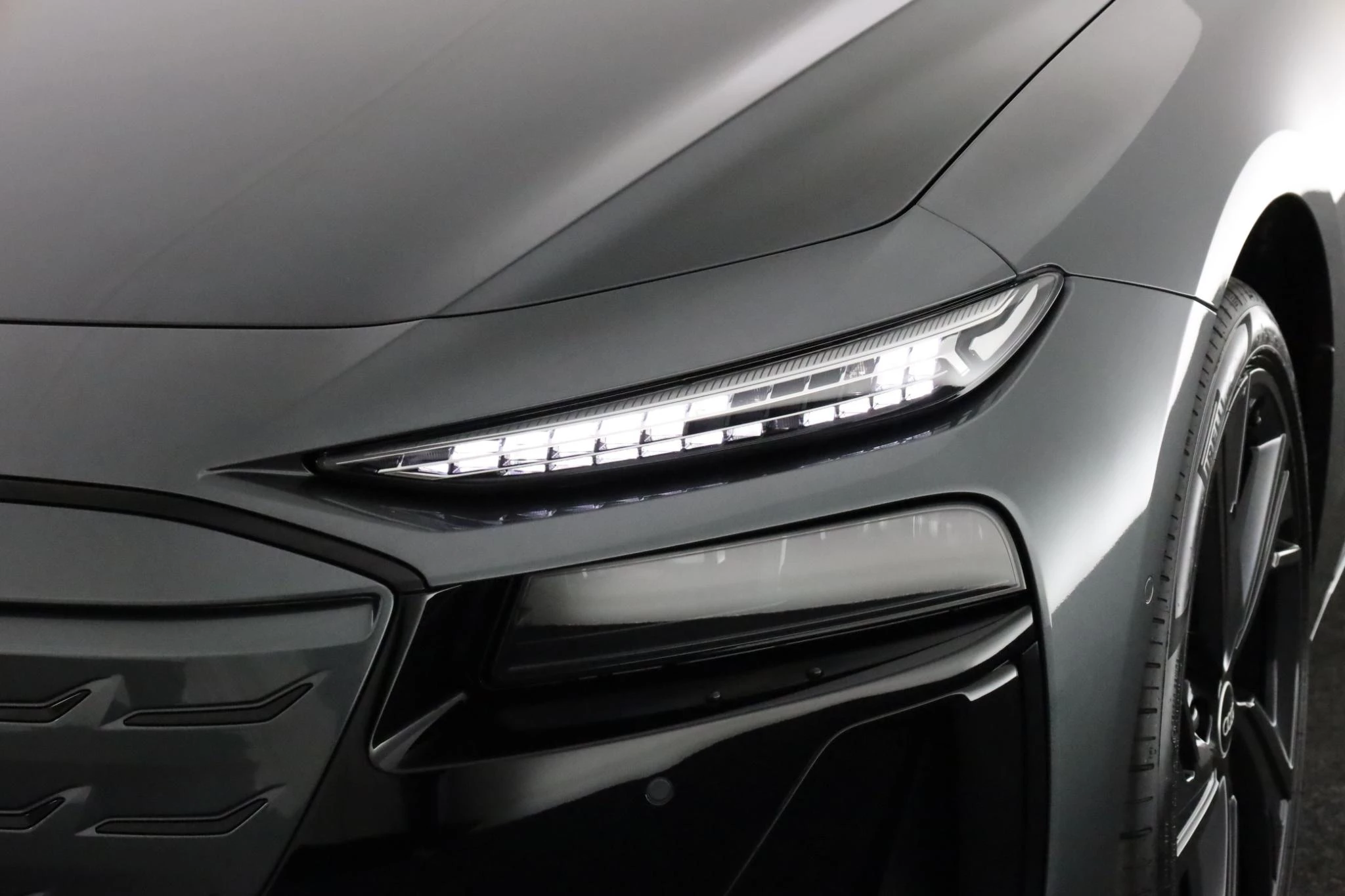 Hoofdafbeelding Audi A6 Avant e-tron