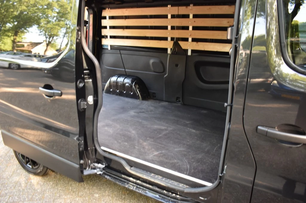 Hoofdafbeelding Nissan Primastar