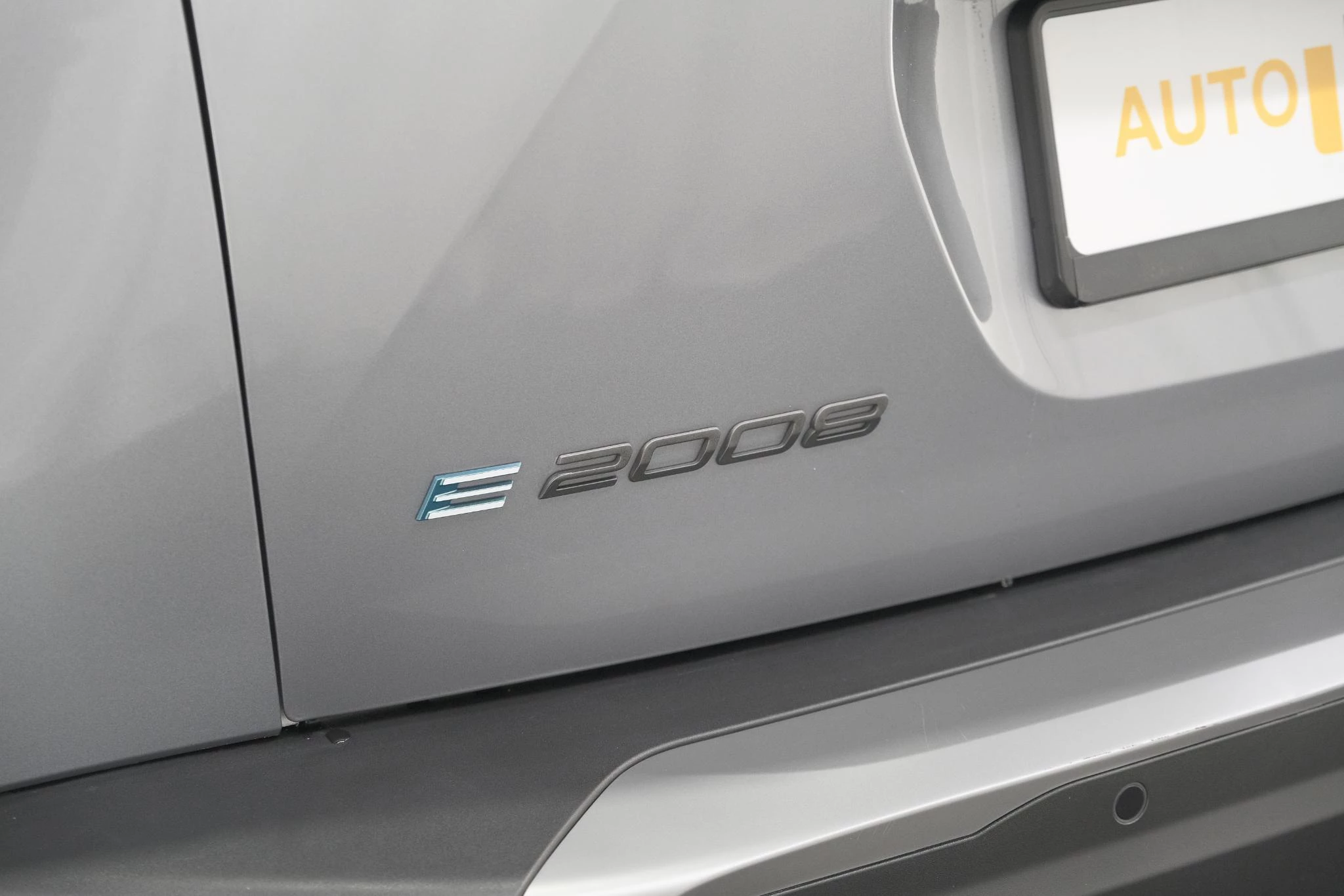 Hoofdafbeelding Peugeot e-2008