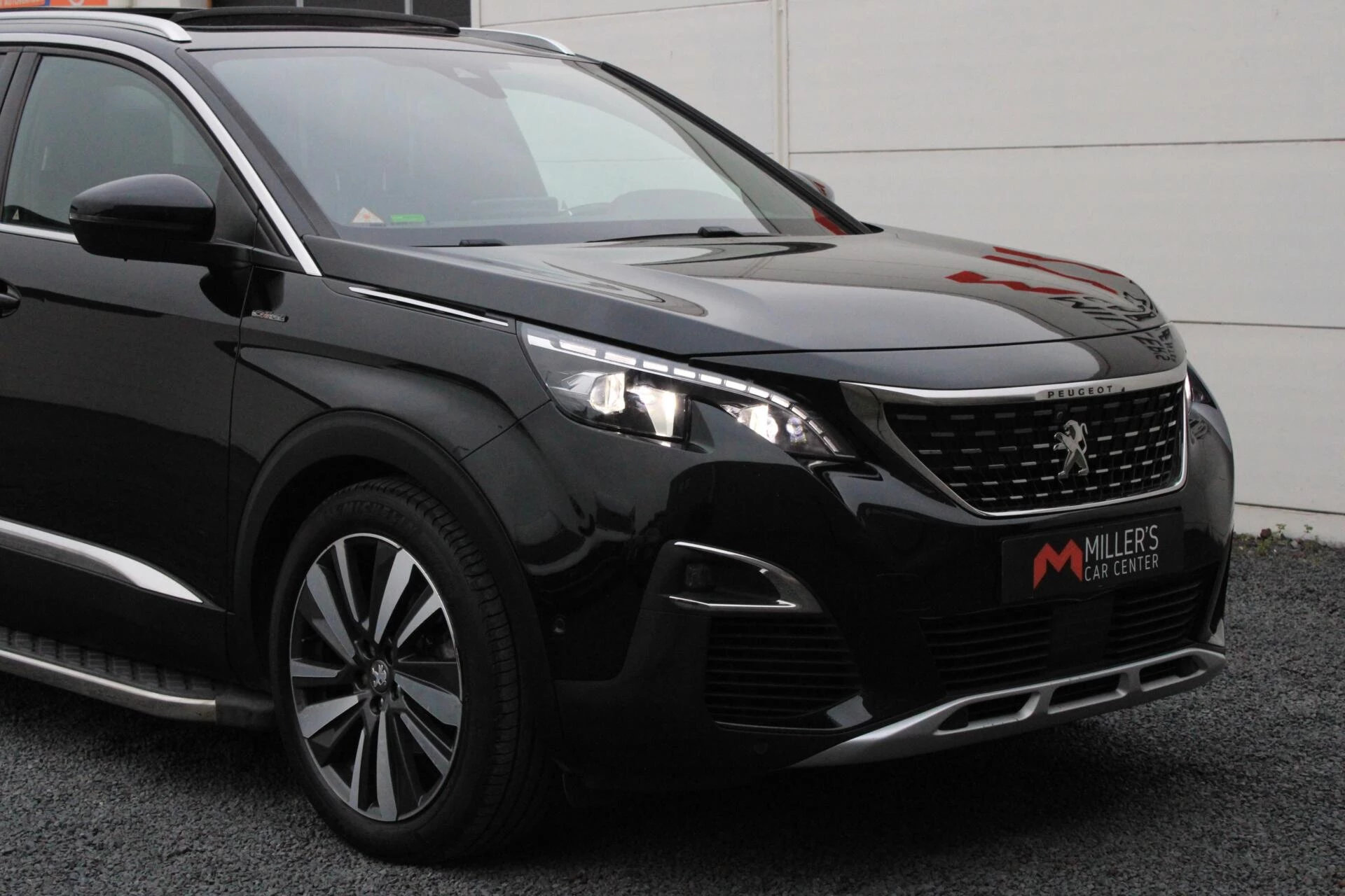 Hoofdafbeelding Peugeot 5008