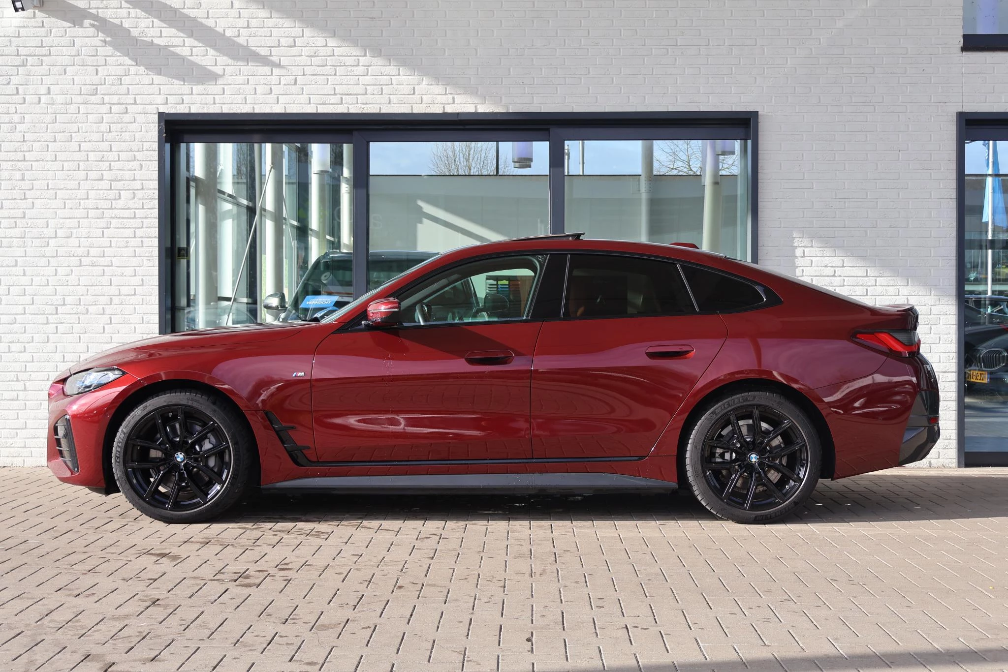 Hoofdafbeelding BMW i4