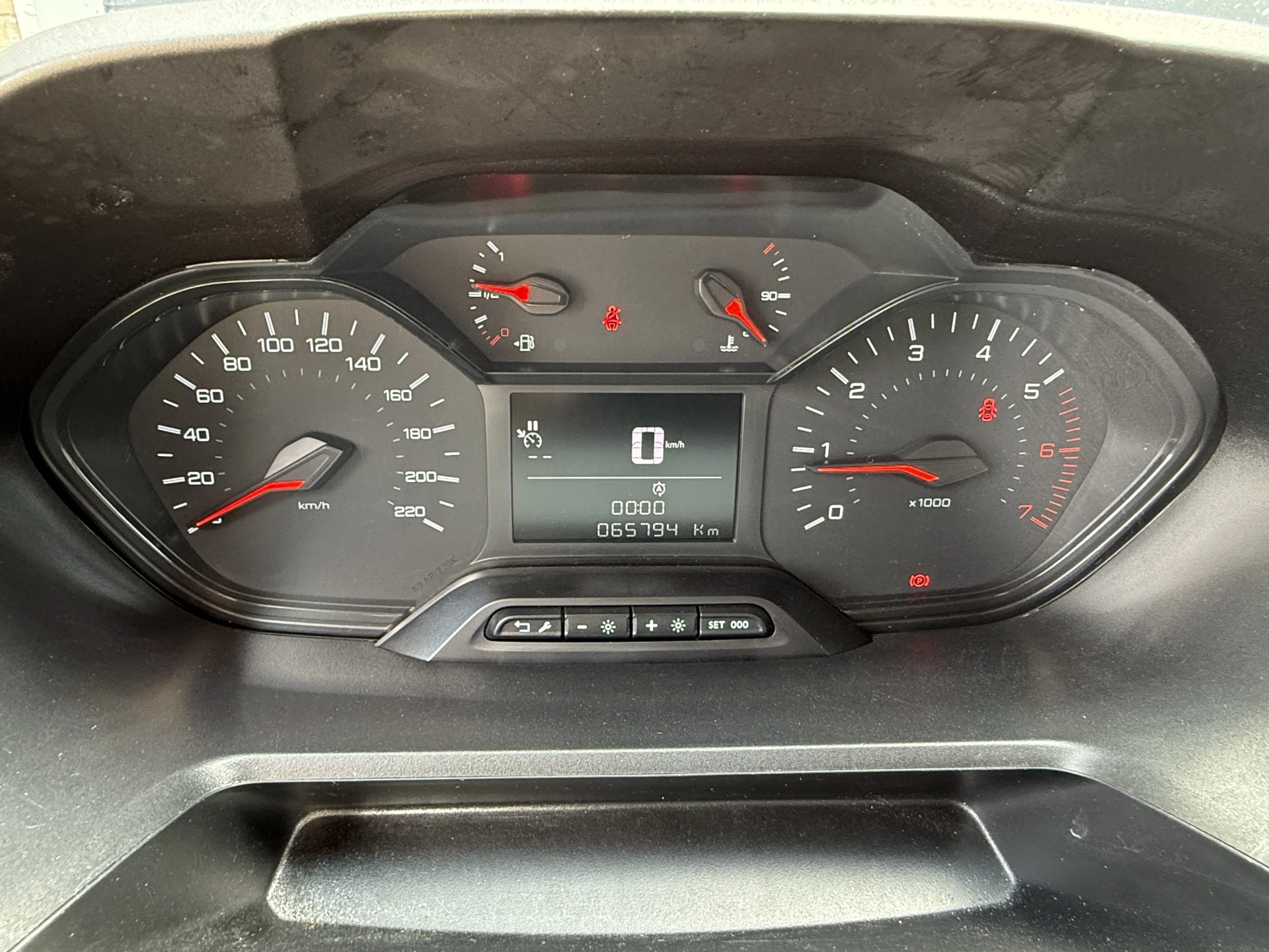 Hoofdafbeelding Peugeot Partner