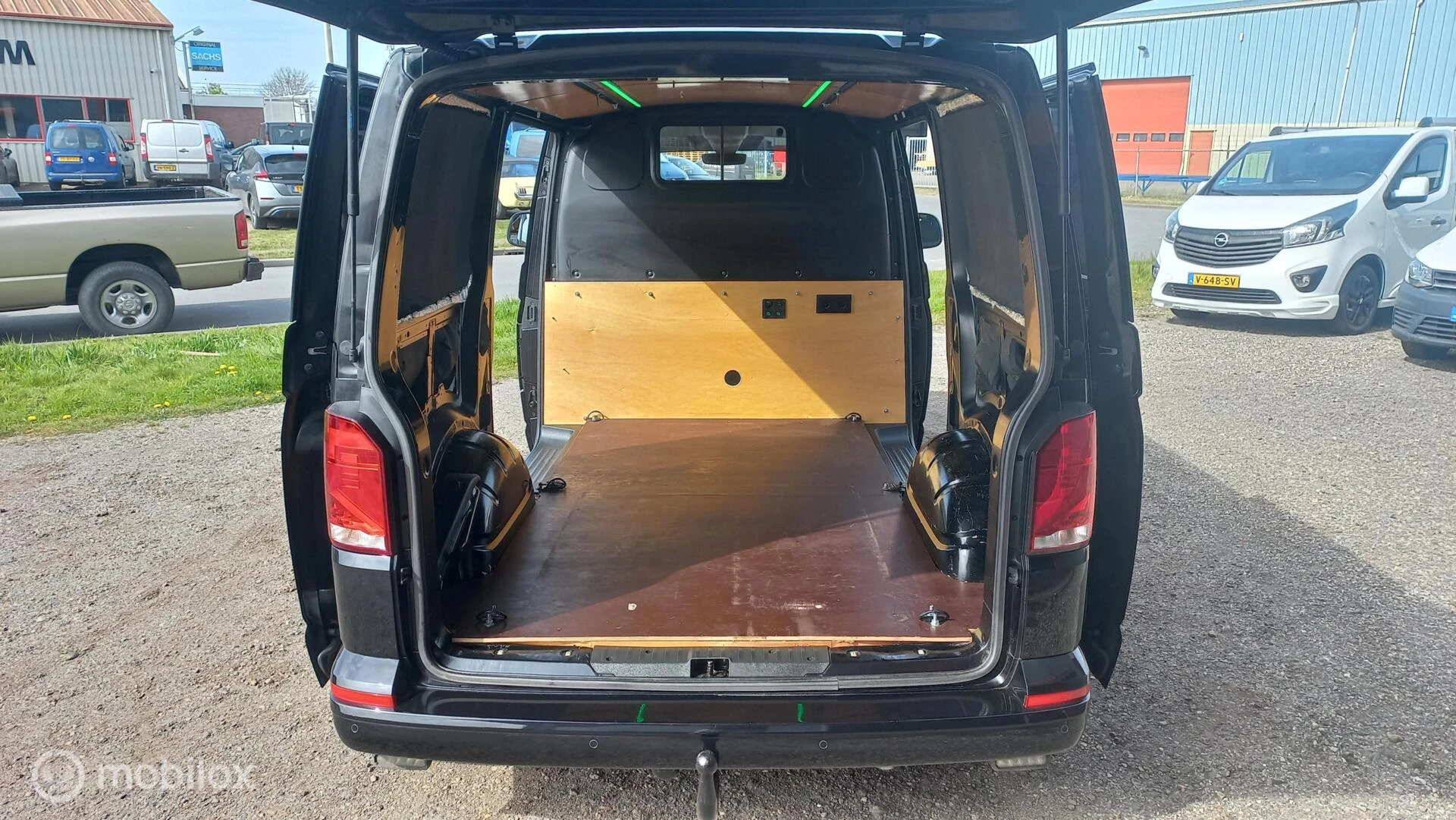 Hoofdafbeelding Volkswagen Transporter