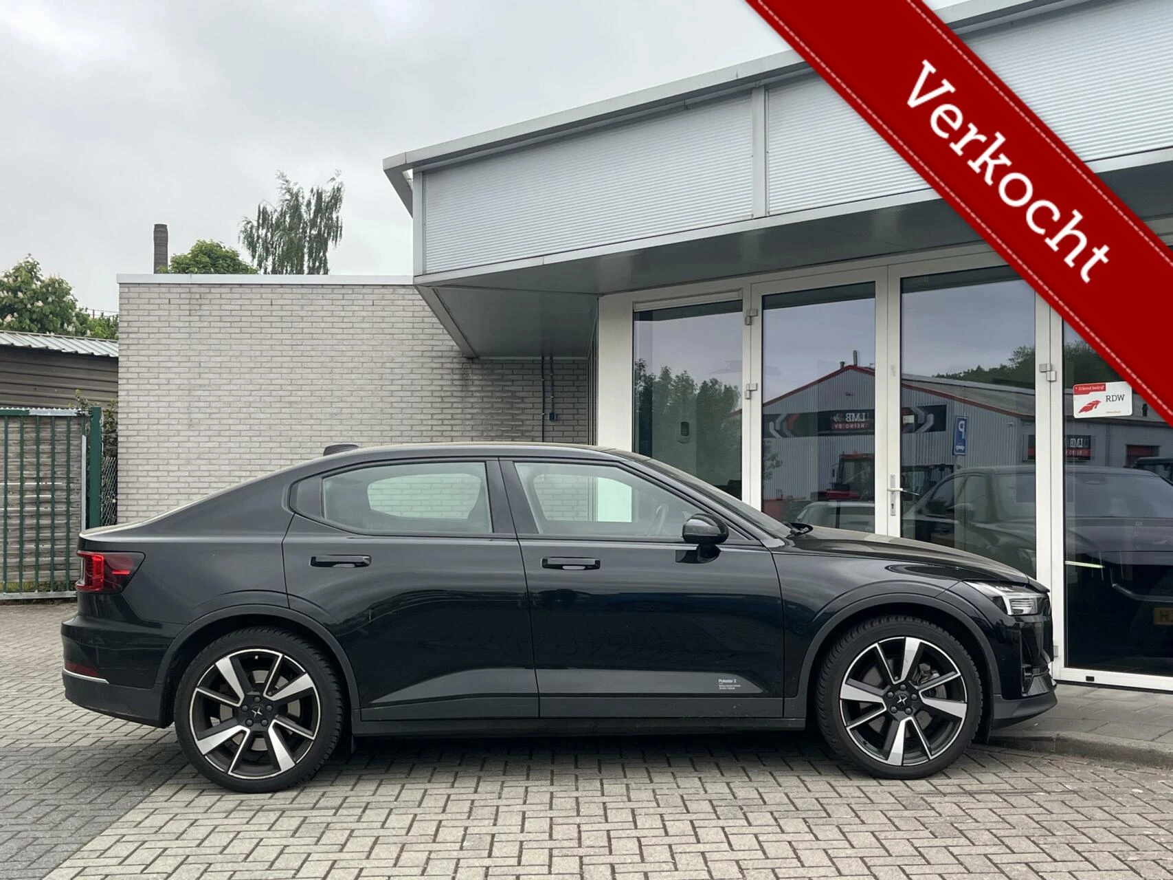 Hoofdafbeelding Polestar 2