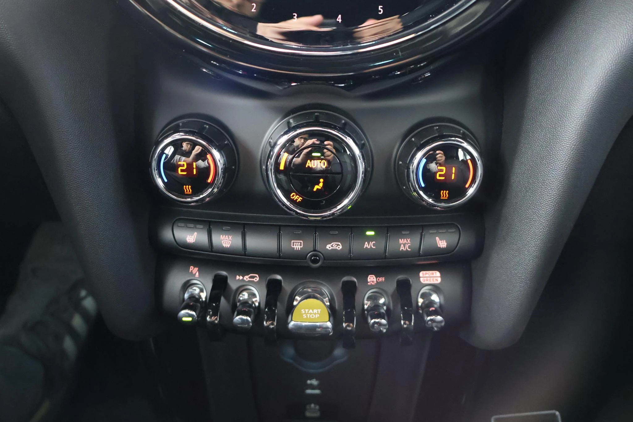Hoofdafbeelding MINI Cabrio