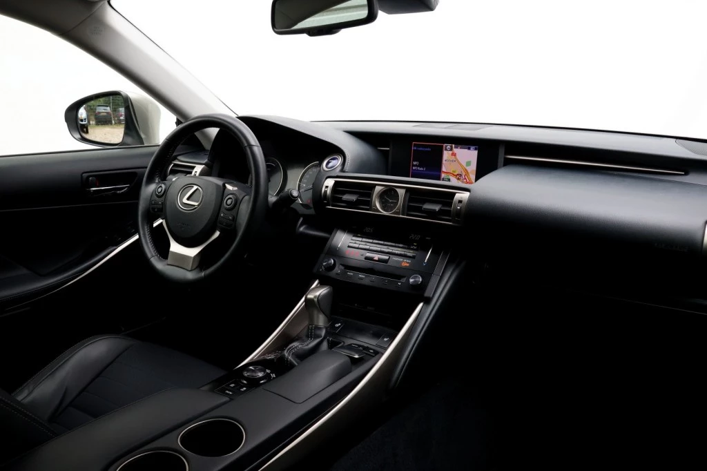 Hoofdafbeelding Lexus IS