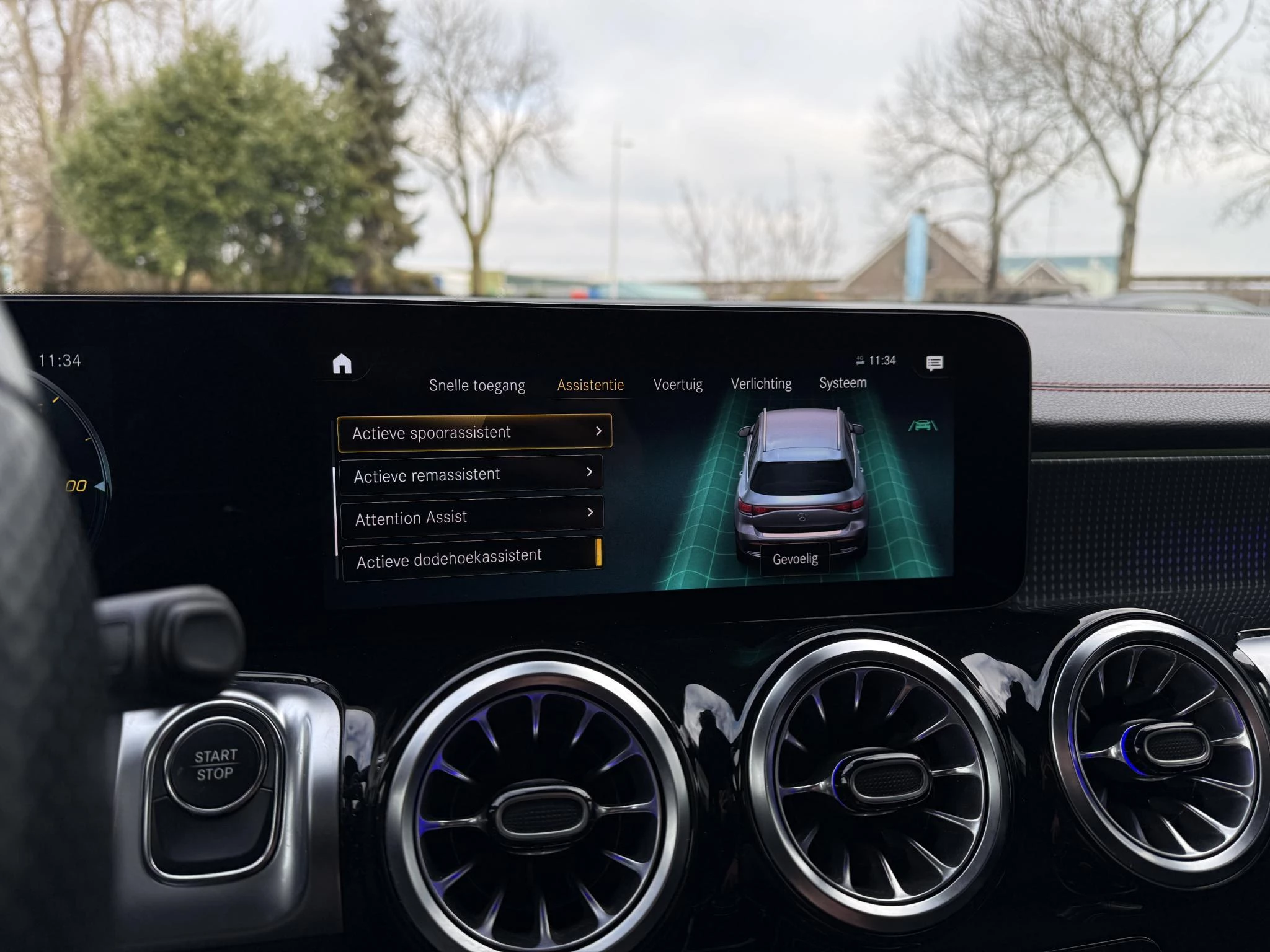 Hoofdafbeelding Mercedes-Benz EQB