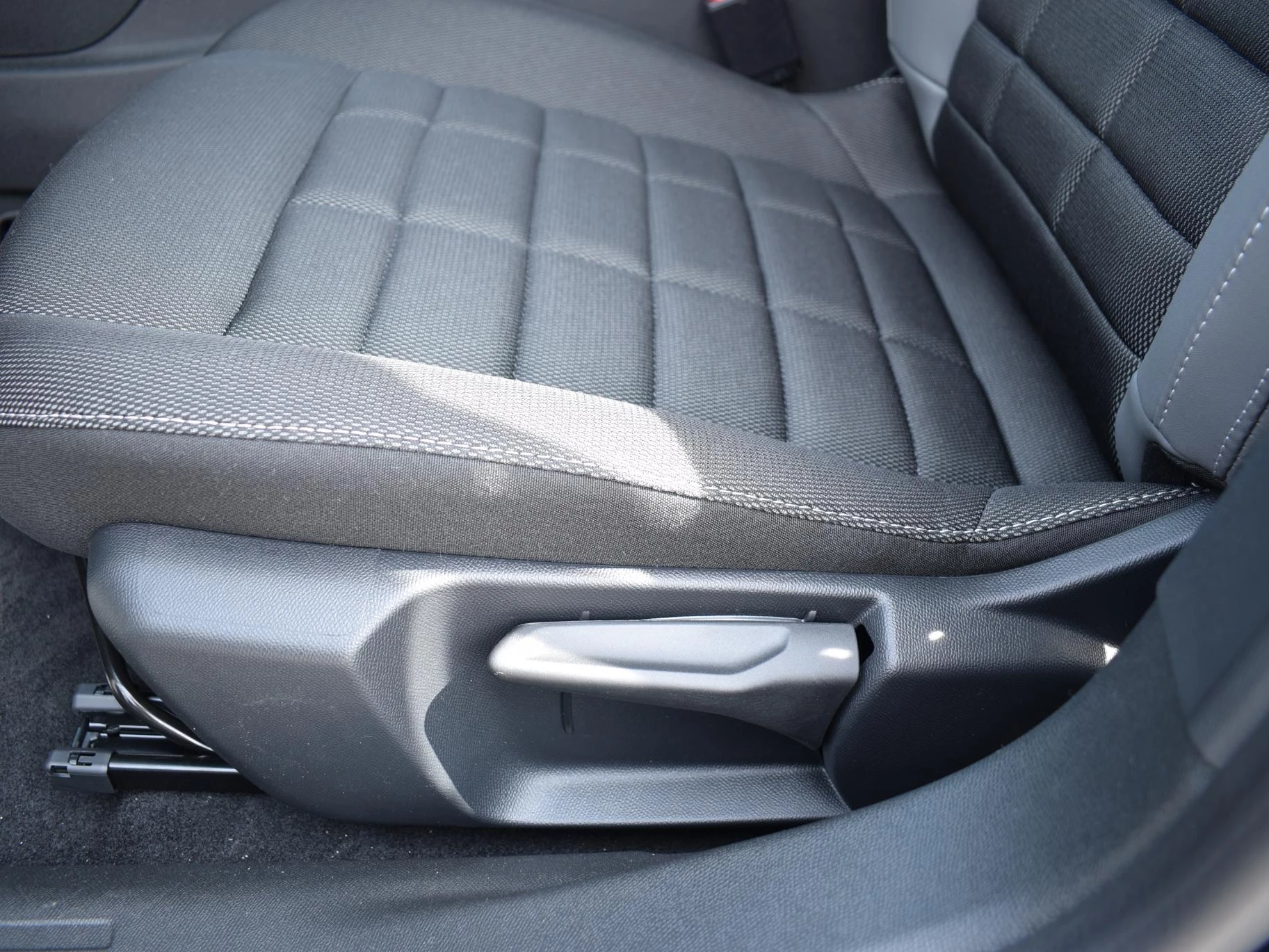 Hoofdafbeelding Citroën ë-C4
