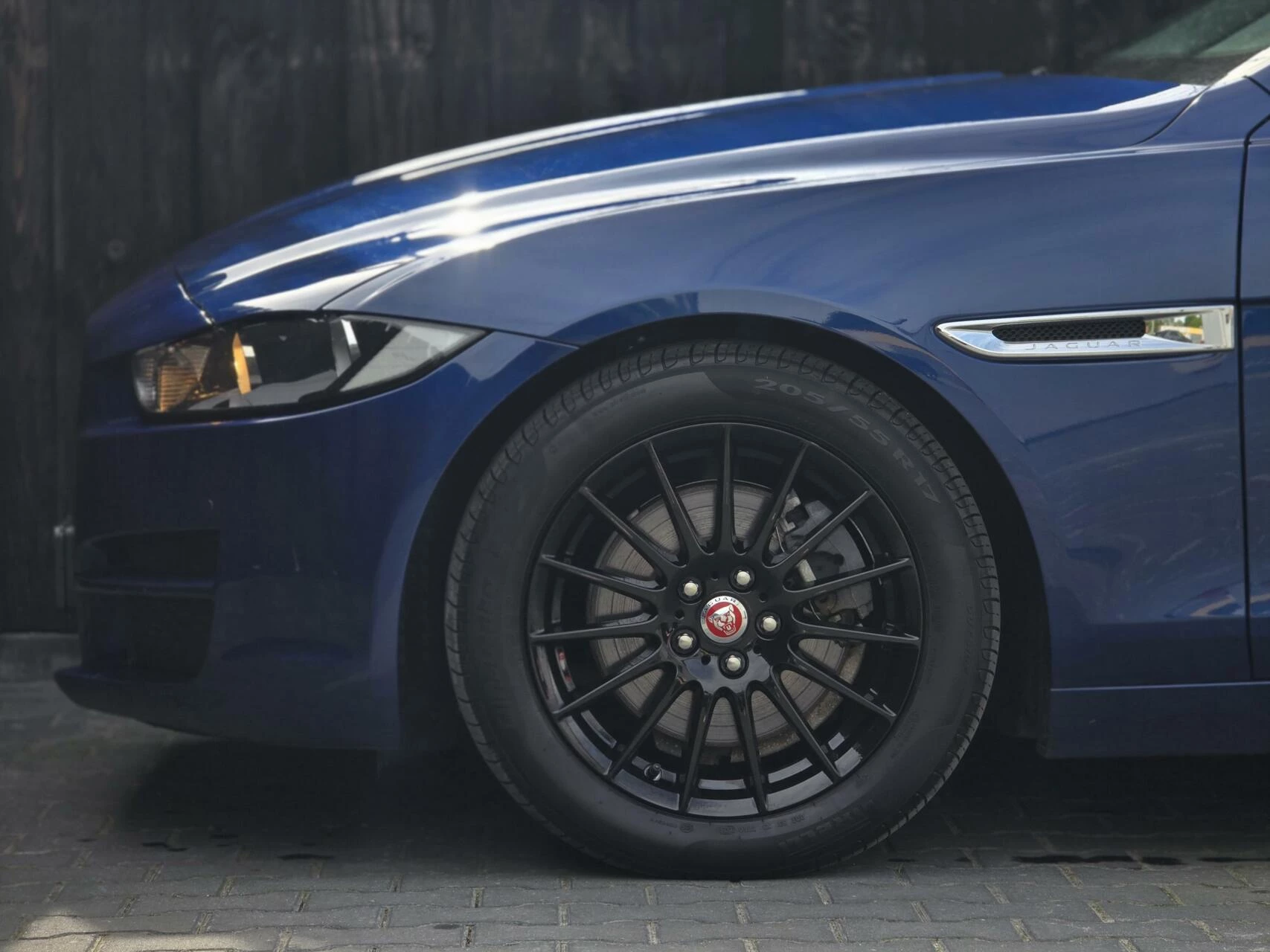 Hoofdafbeelding Jaguar XE