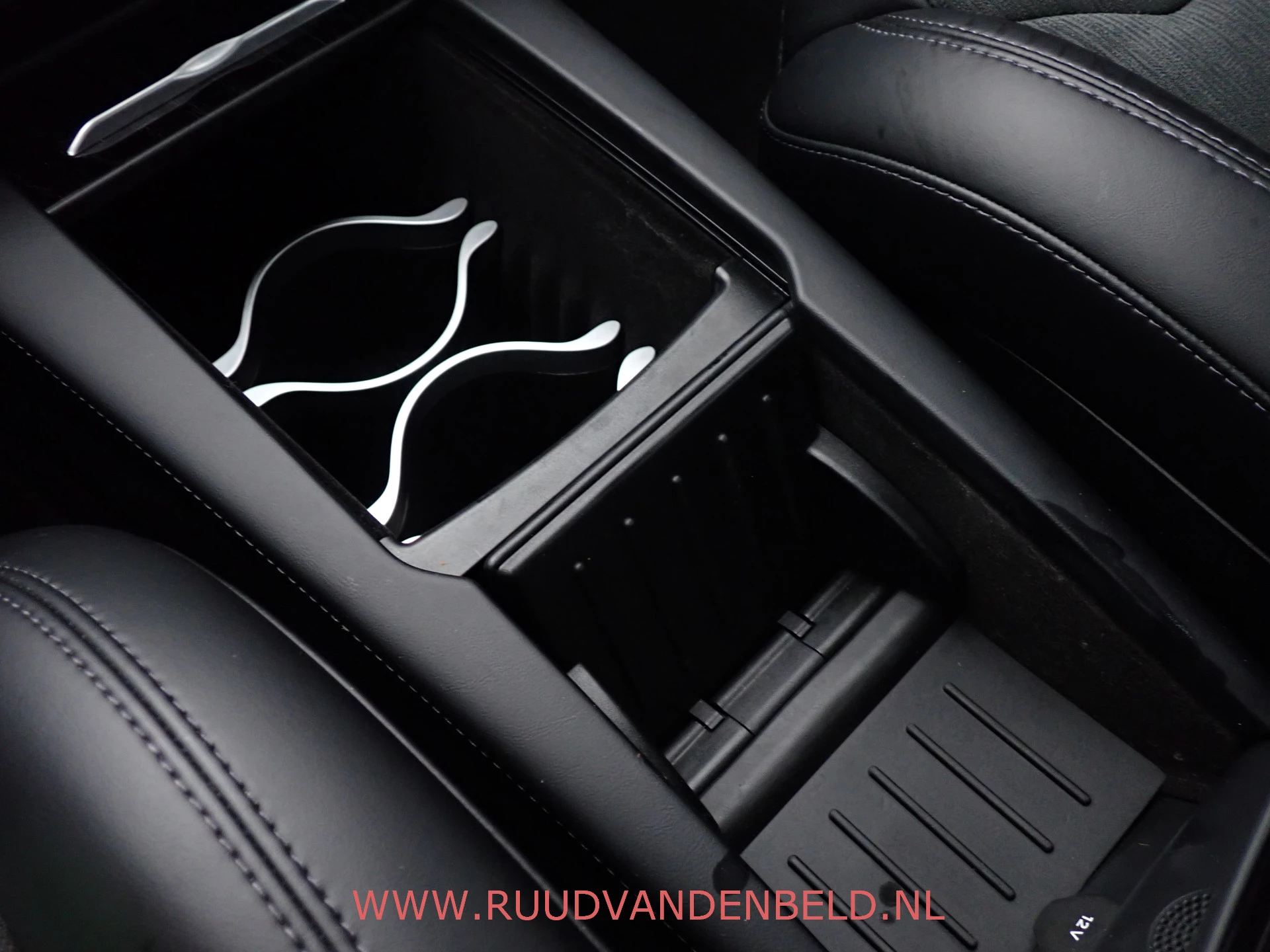 Hoofdafbeelding Tesla Model S